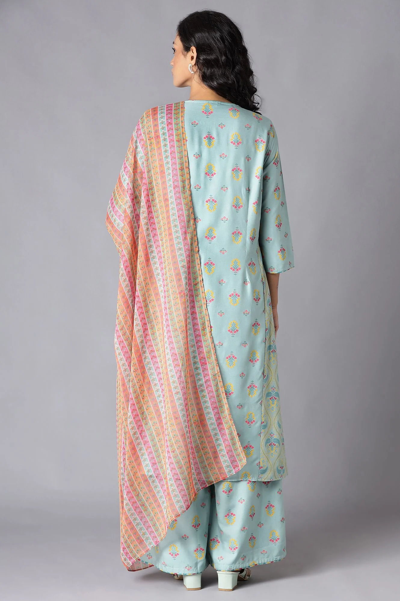 Aqua Blue Embroidered kurta With Printed Parallel Pants And Chiffon Dupatta - Image 2