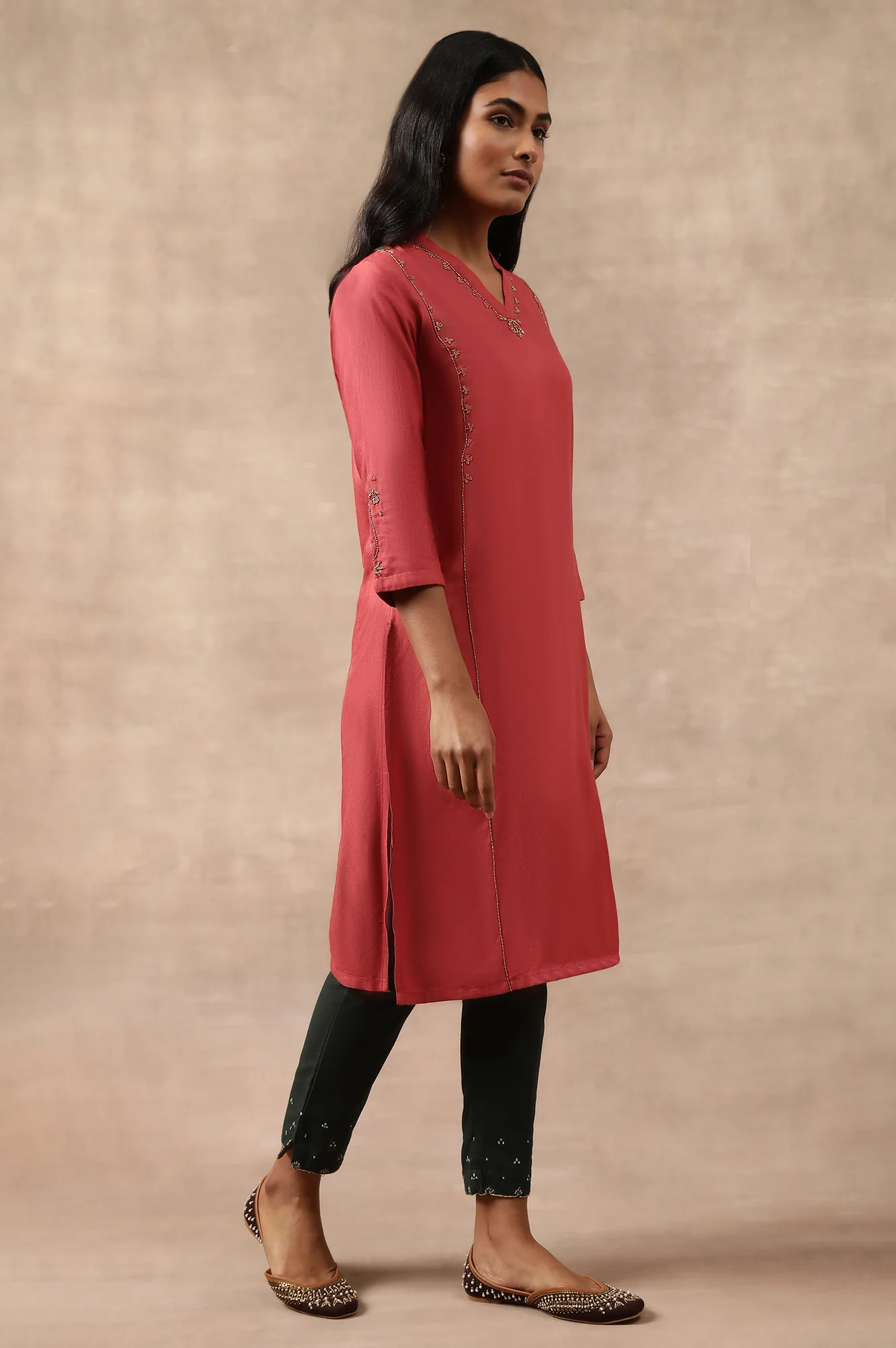 Beige Bead Embroidered Viscose Silk Tussar Kurta - Image 3