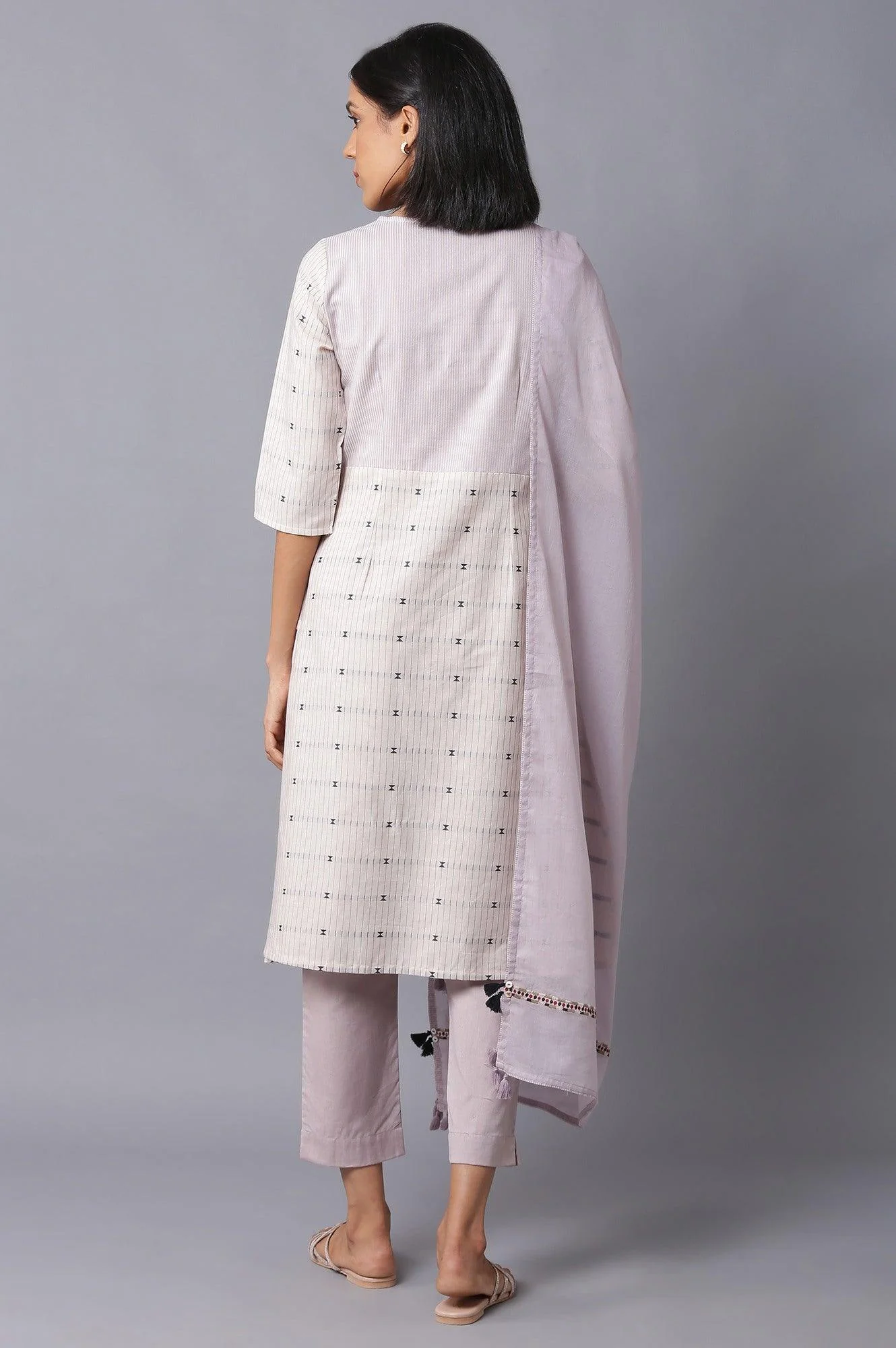 Beige A-Line Cotton kurta With Light Purple Slim Pants And Dupatta - Image 2