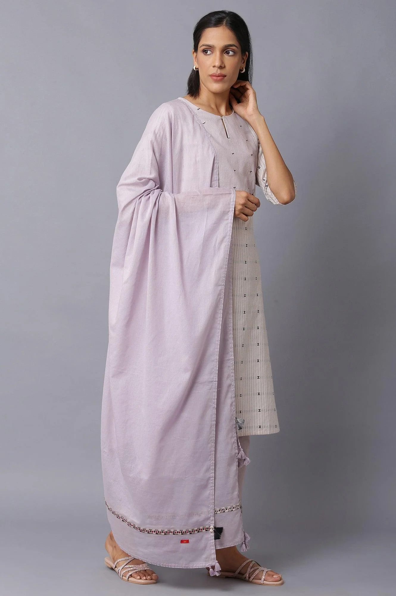 Beige A-Line Cotton kurta With Light Purple Slim Pants And Dupatta - Image 4