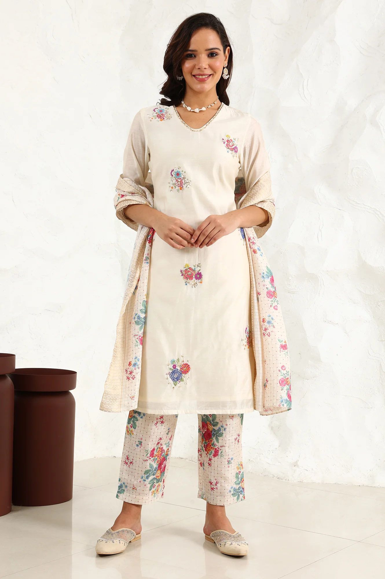 Beige Floral Embroidered Chanderi Straight Kurta, Pants And Dupatta Set - Image 2
