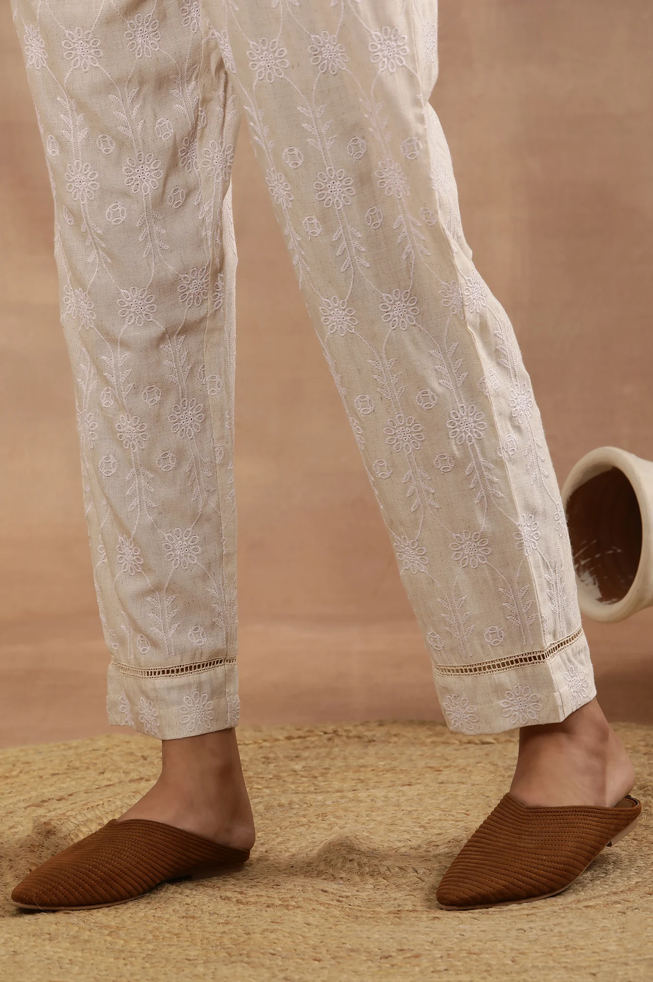 Beige Floral Embroidered Cotton Kurta And Pants Set - Image 9