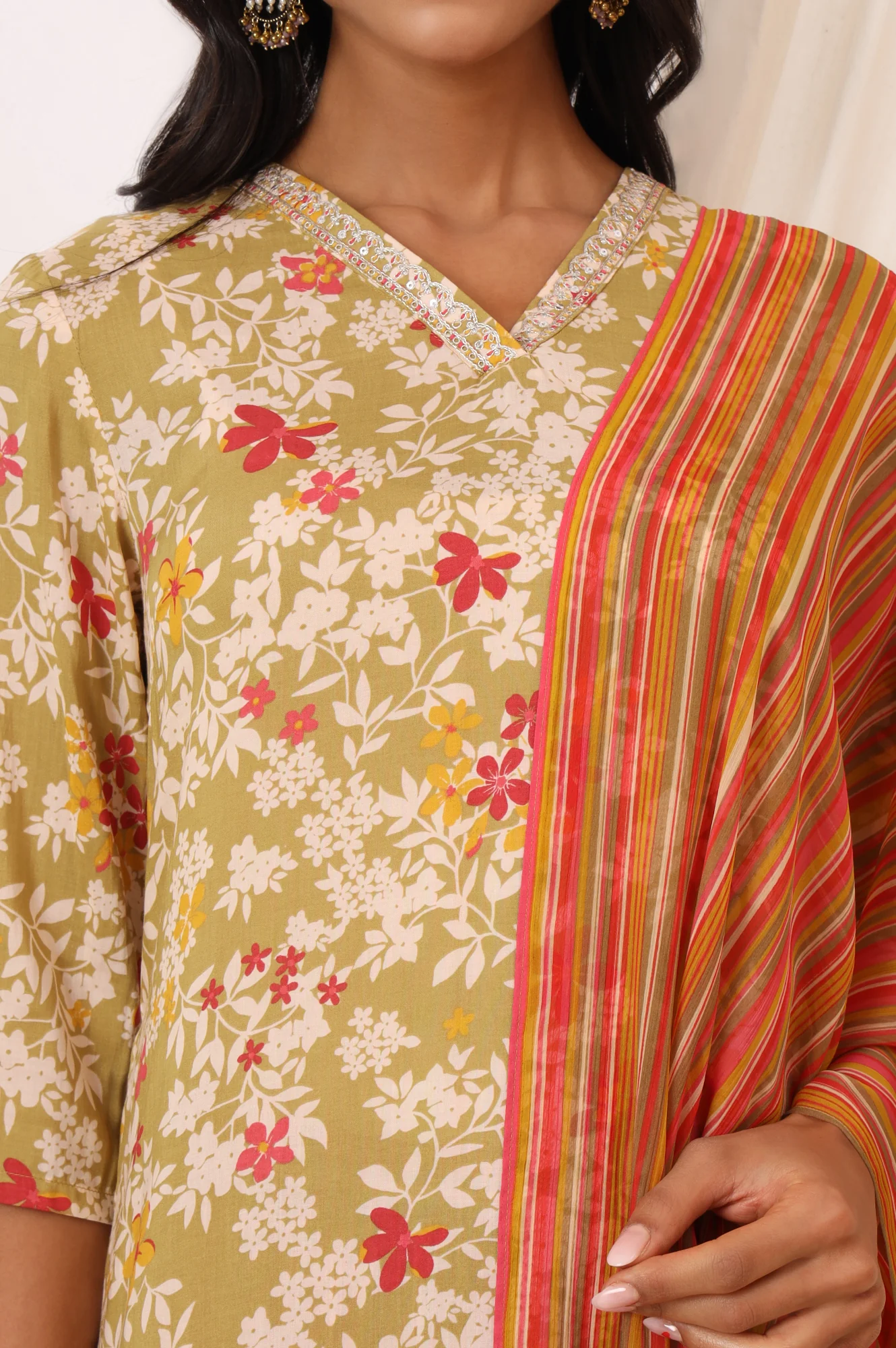 Beige Floral Printed Pure Cotton Straight Kurta, Pants and Dupatta Set - Image 4