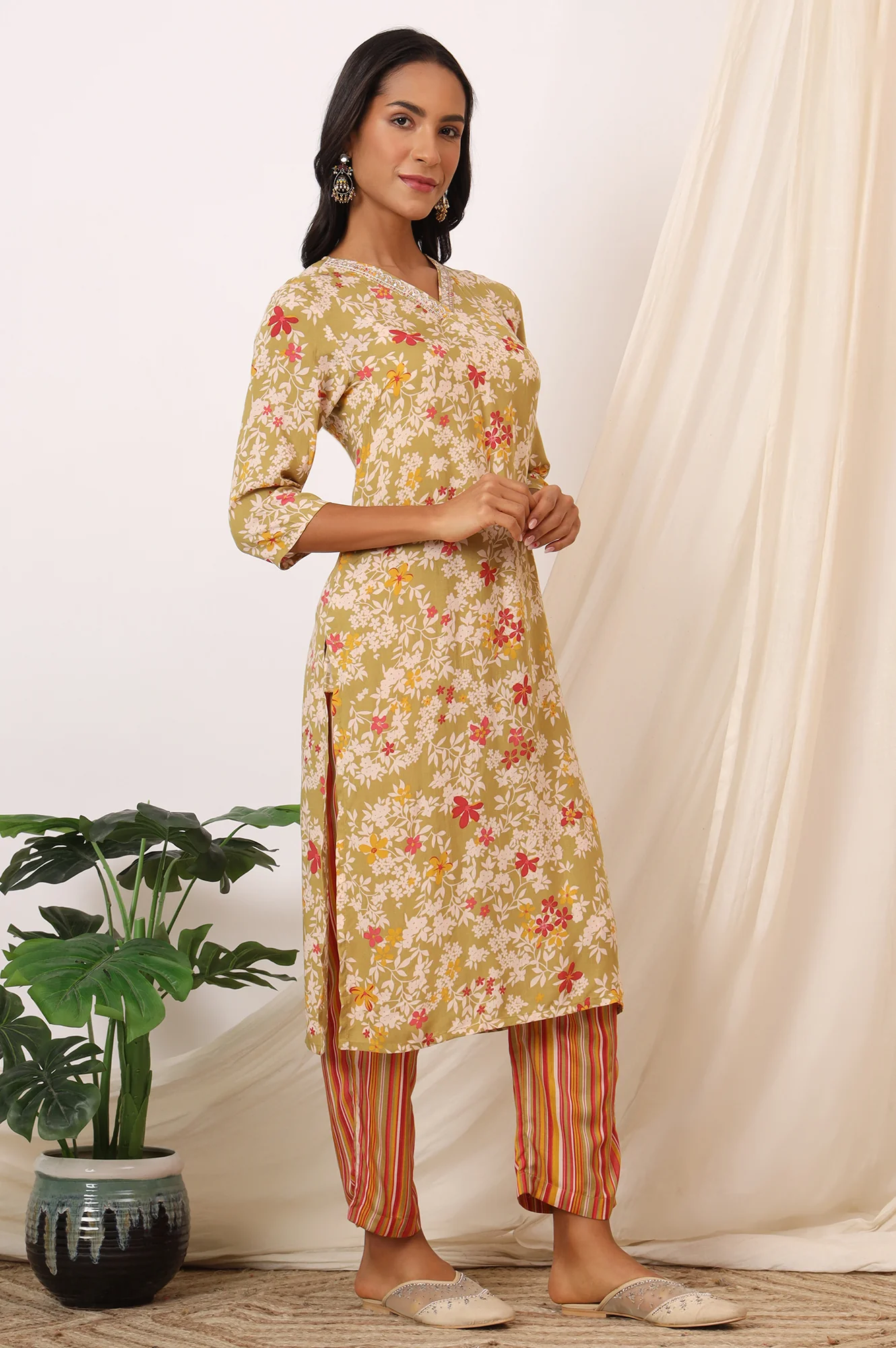 Beige Floral Printed Pure Cotton Straight Kurta, Pants and Dupatta Set - Image 7