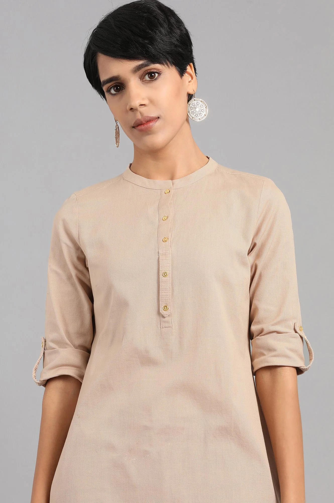 Beige Solid Straight Cotton Kurta - Image 6