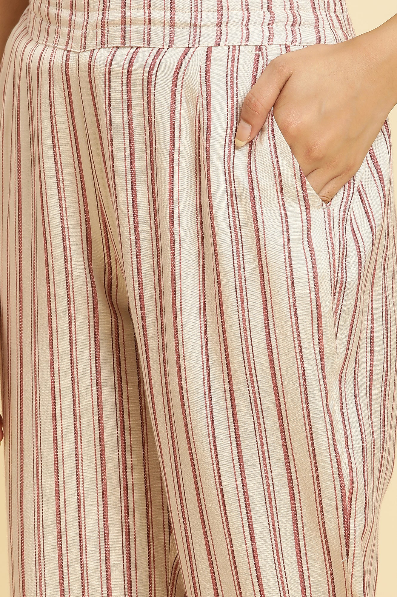 Beige Straight Pants With Red Stripes - Image 7
