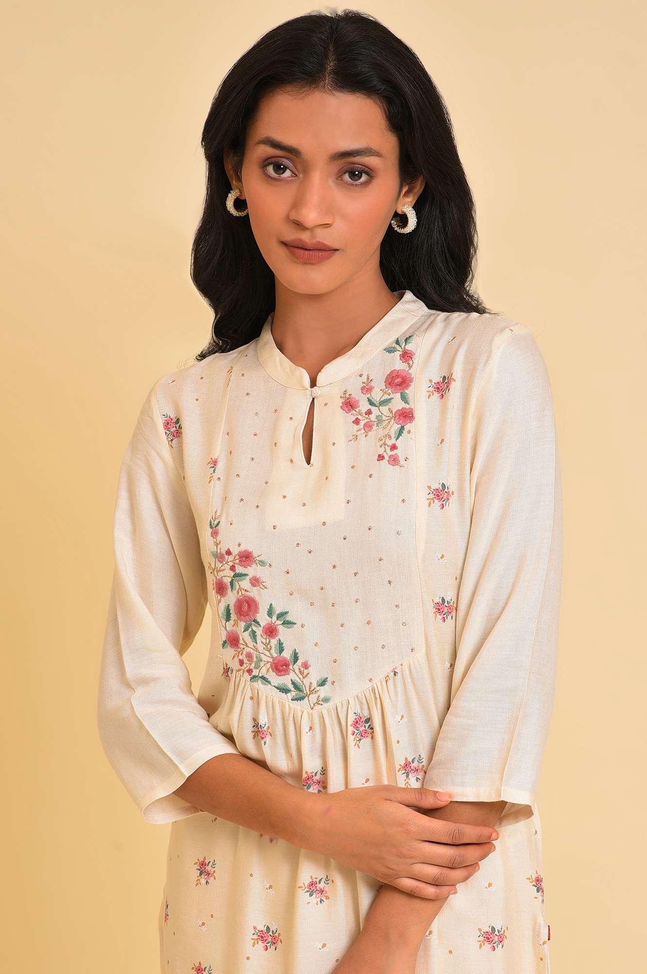 Biege Floral Printed Festive kurta - Image 5