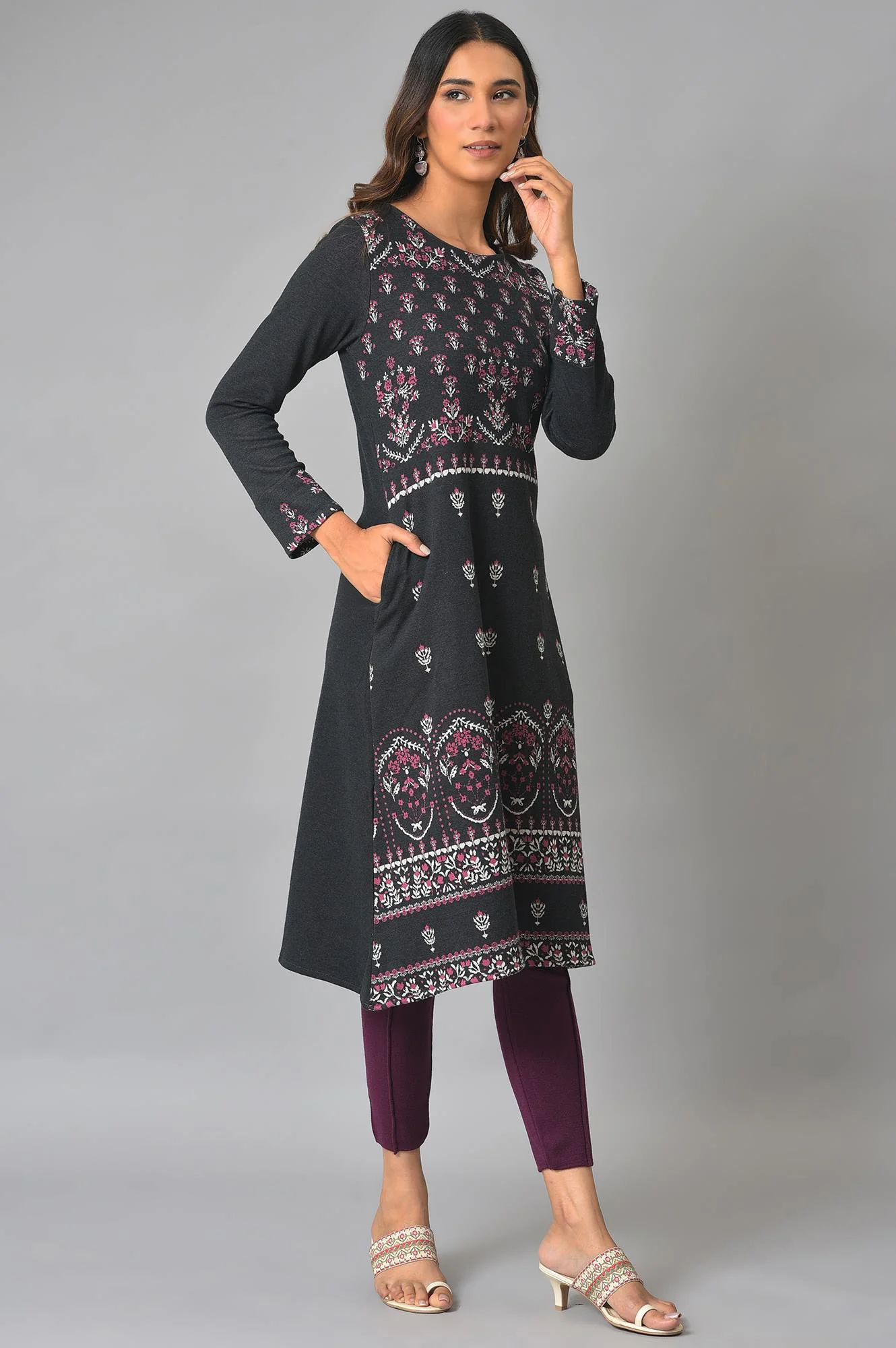 Black A-Line Placement Printed Winter kurta - Image 4