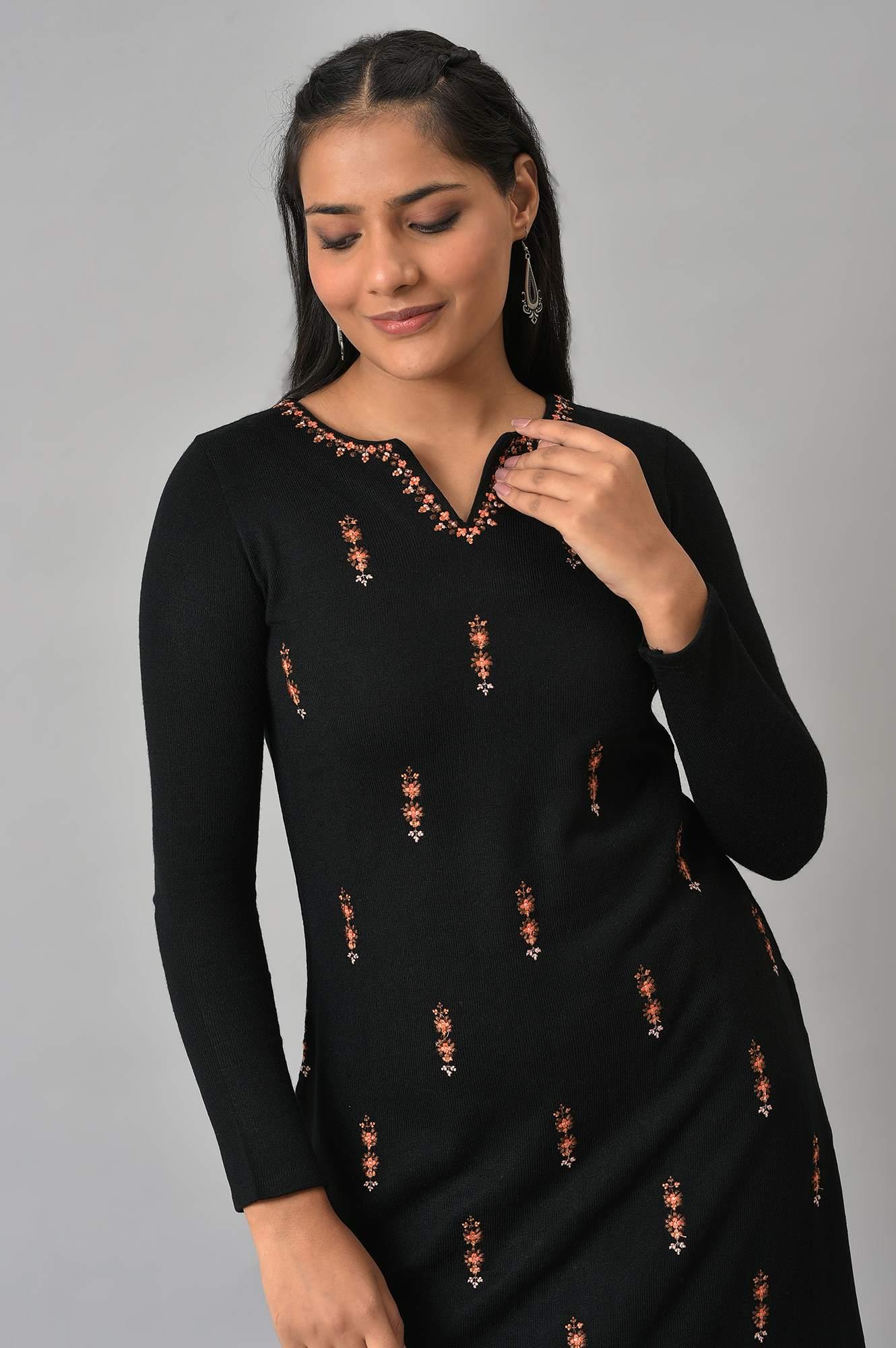 Black Acrylic Embroidered Winter kurta - Image 5