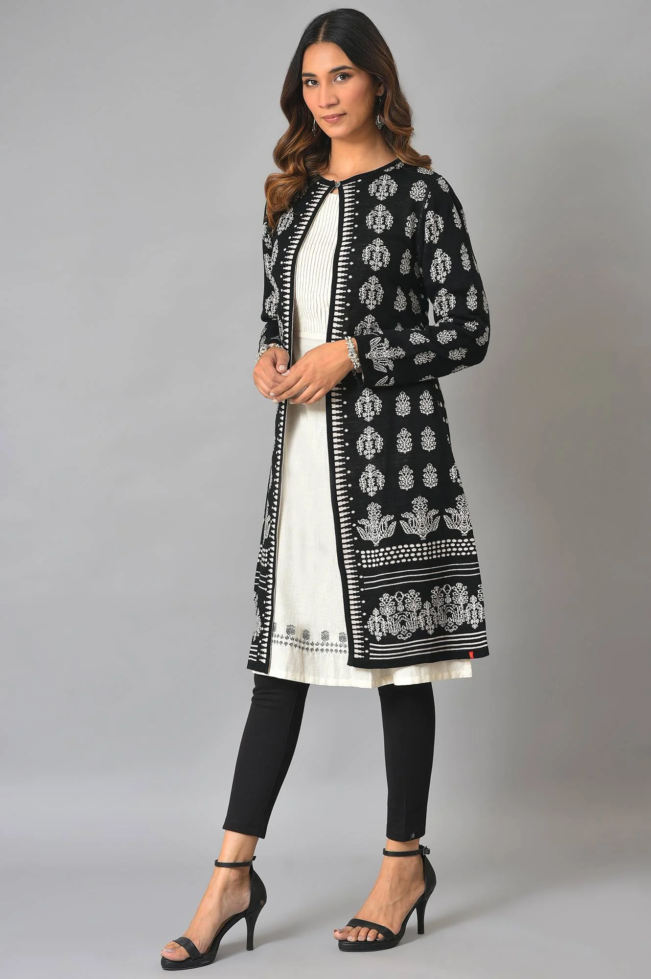 Black And Light Purple Floral Printed Reversible Cardigan - Image 3