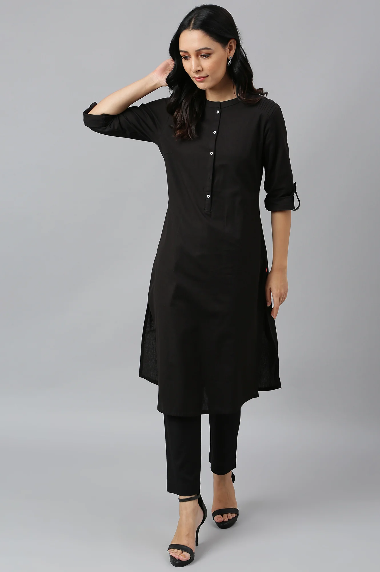 Black And White Half Placket Cotton Flax Kurta Combo - Image 2
