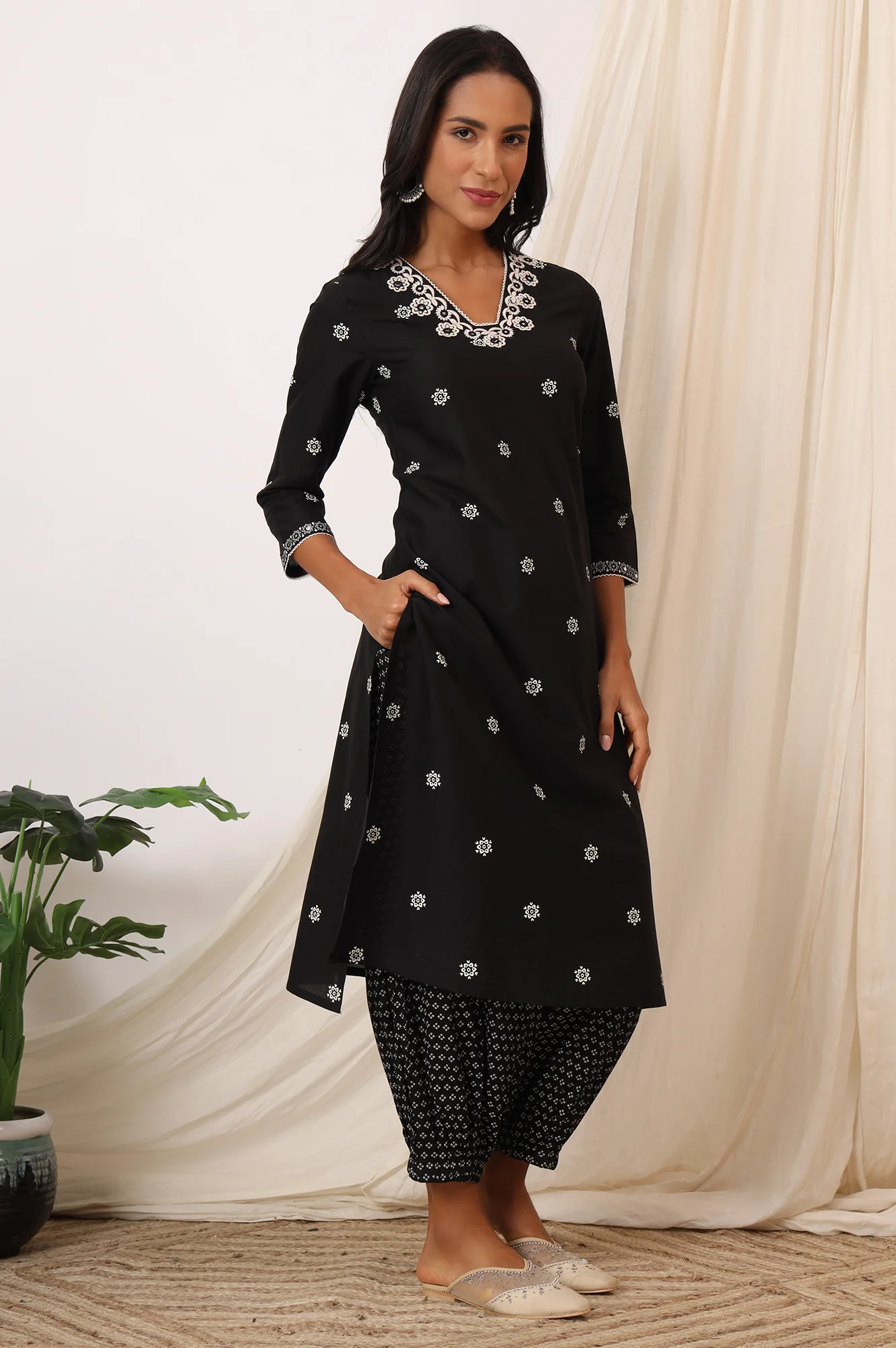 Black Bandhani Printed Pure Cotton Kurta, Pants and Dupatta Set - Image 7