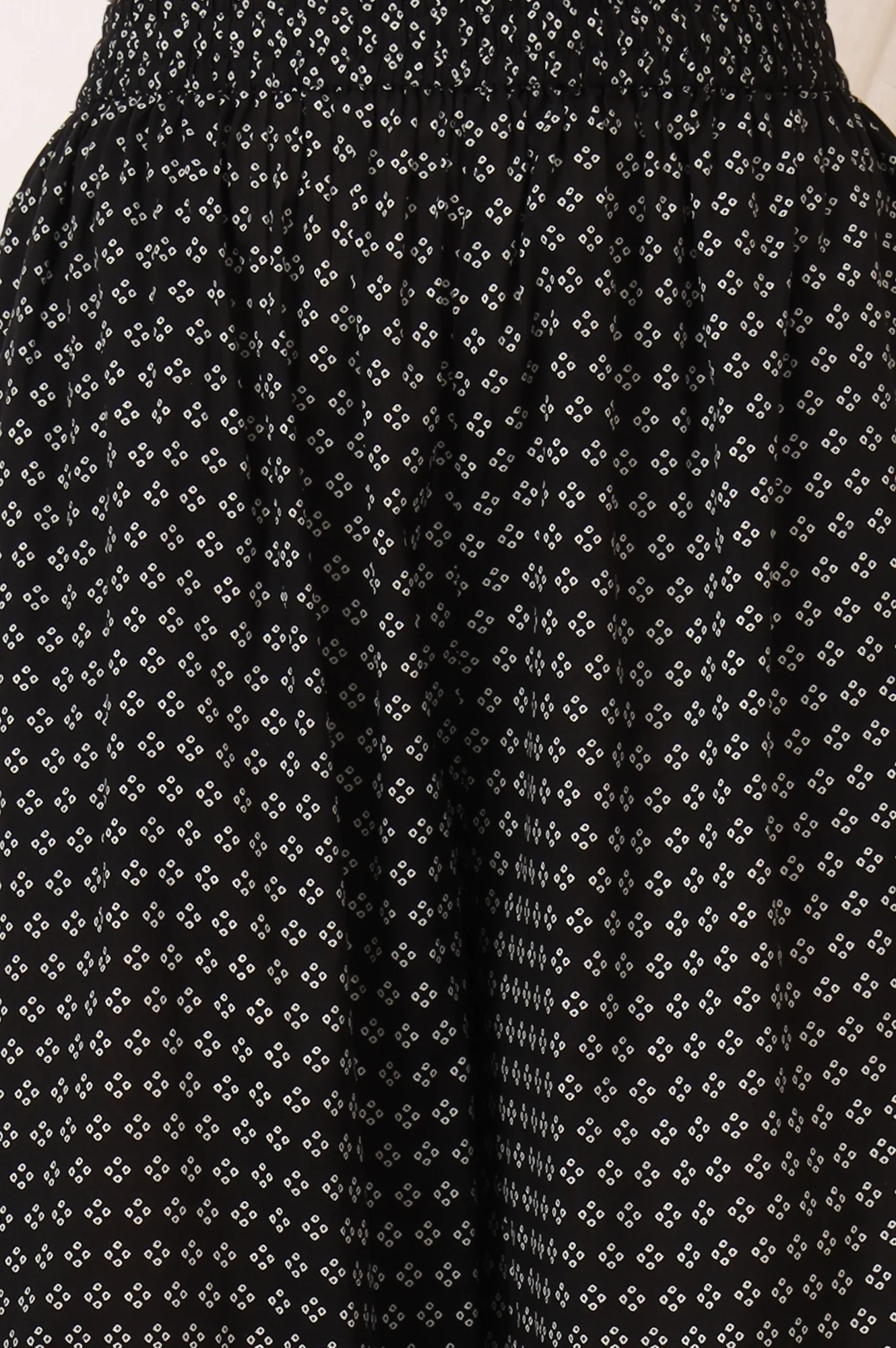 Black Bandhani Printed Pure Cotton Kurta, Pants and Dupatta Set - Image 8