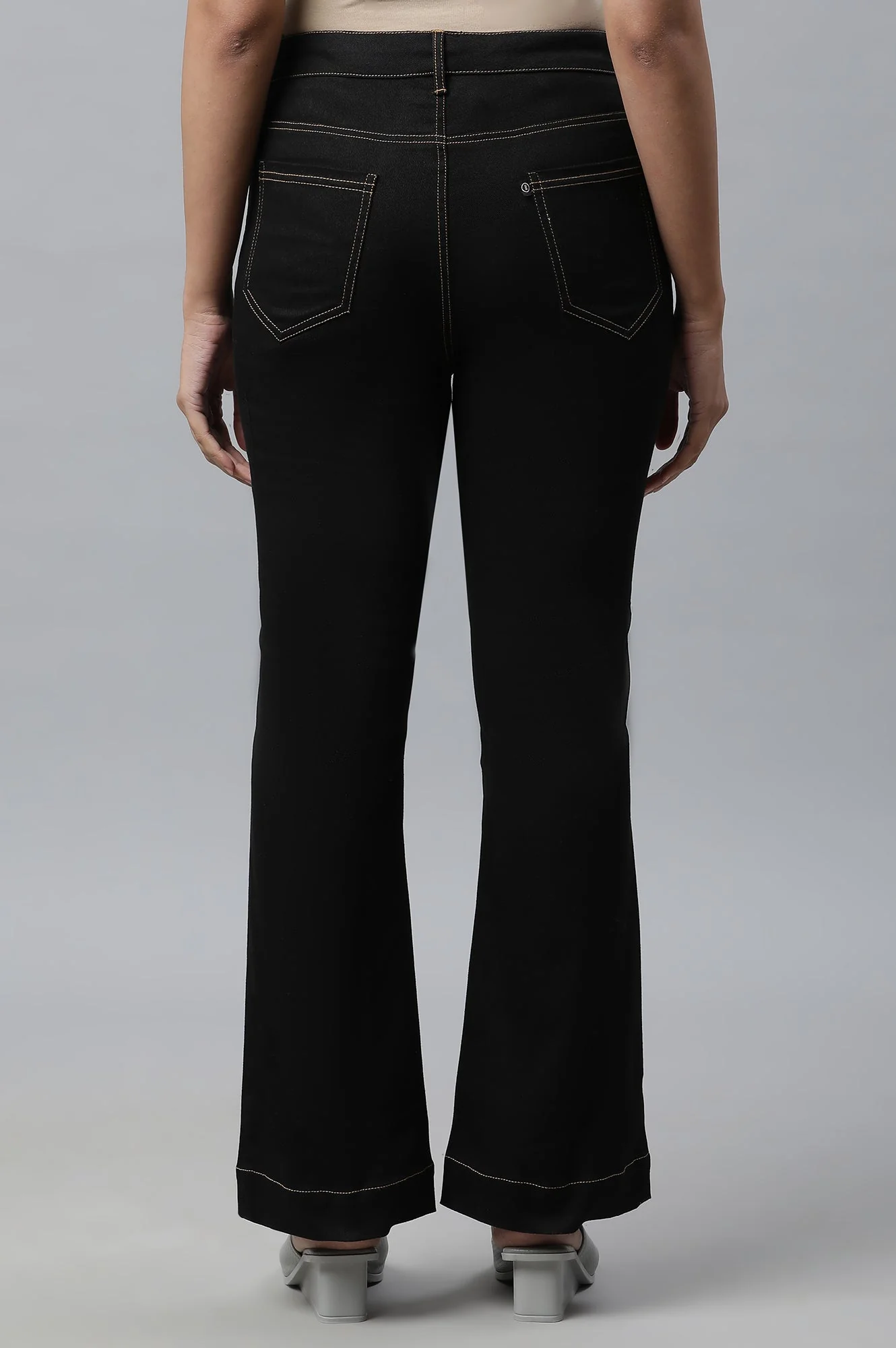 Elleven Women's Black Solid Boot Cut Denim Jeans With Front Zip Closure - Image 4
