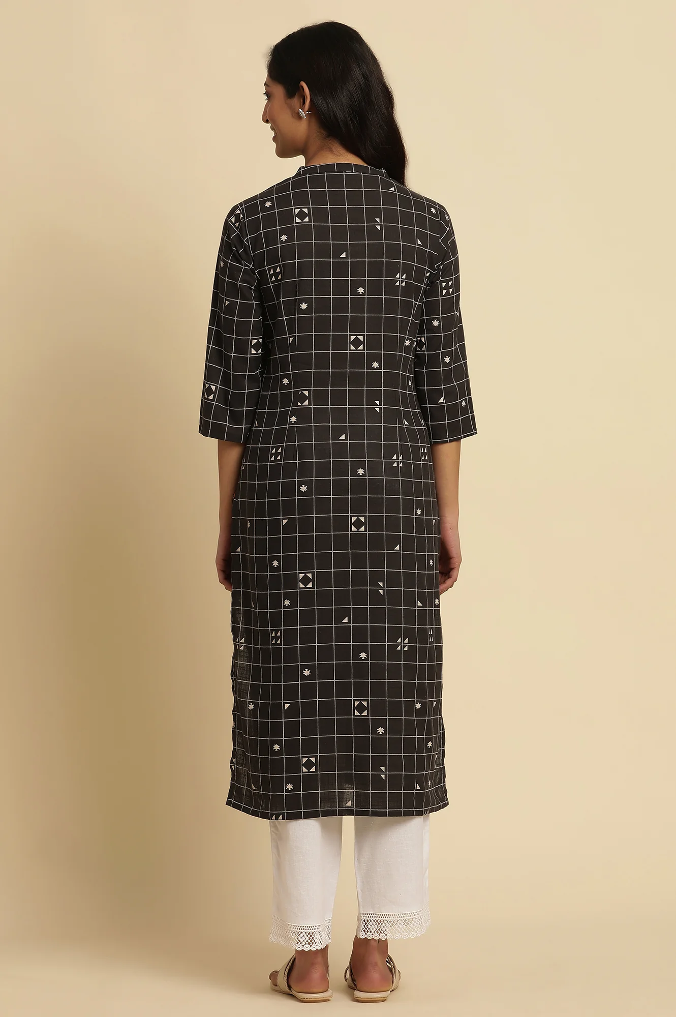 Black Cotton Geometric Printed Summer Kurta - Image 4