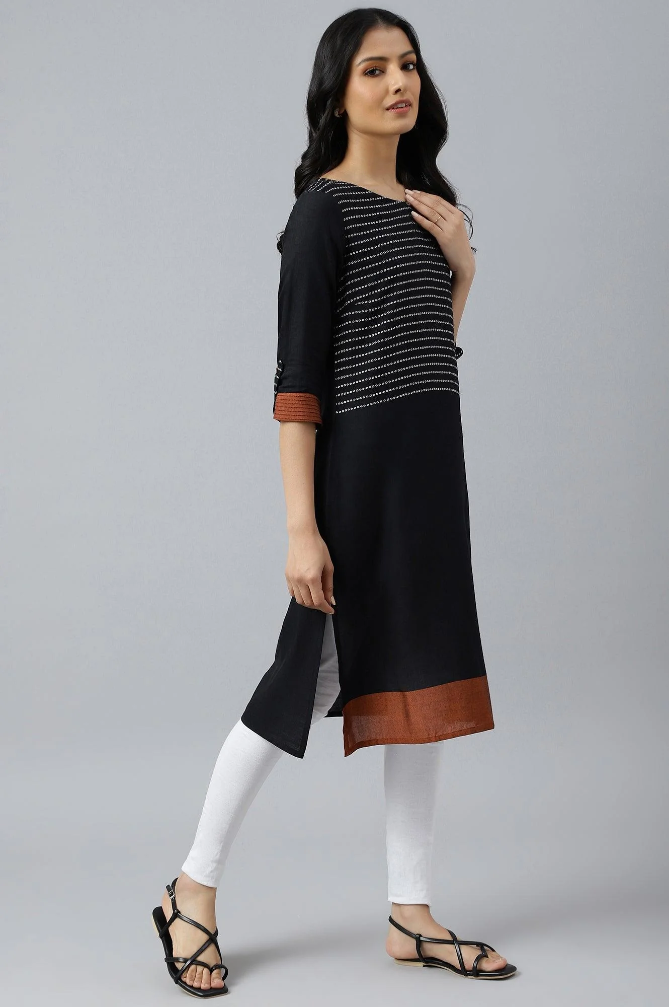 Black Dobby Colour Blocked kurta - Image 6