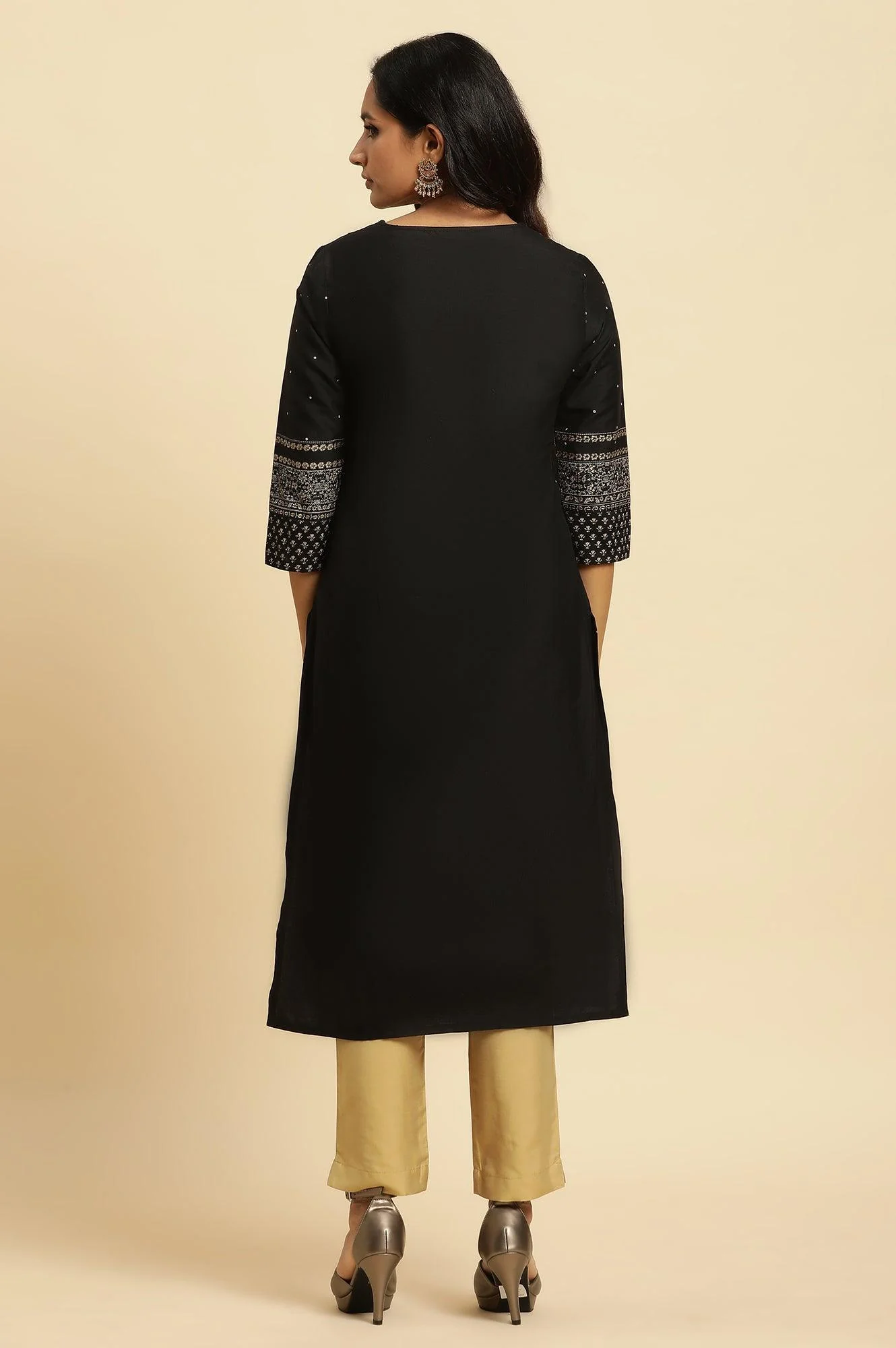 Black Embellished Straight Festive Kurta - Image 4