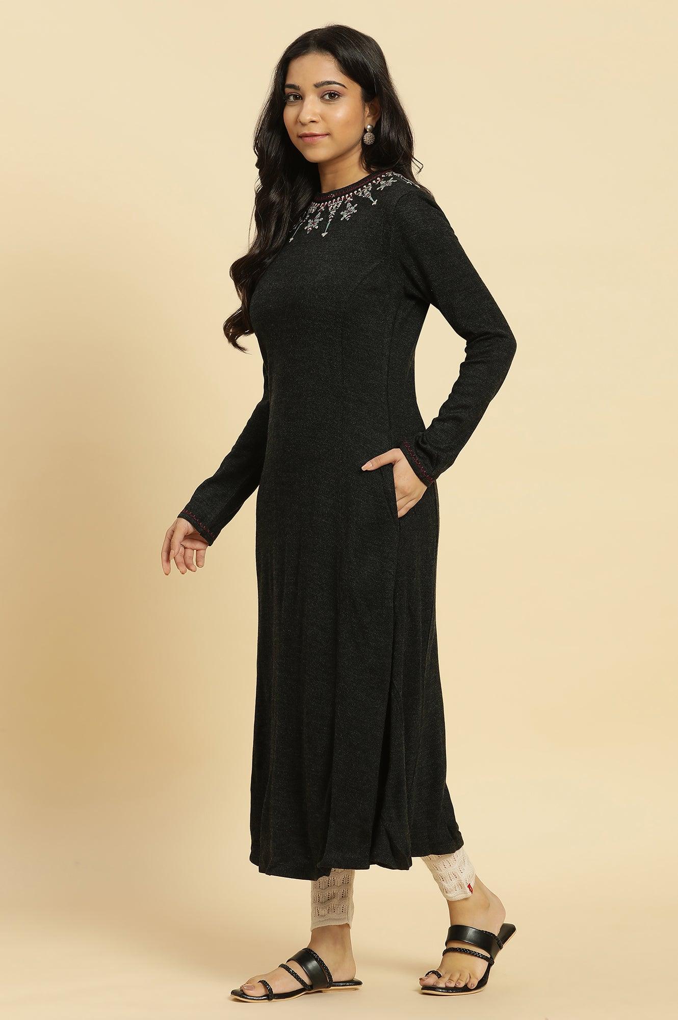Black Embroidered Acrylic Kurta - Image 3