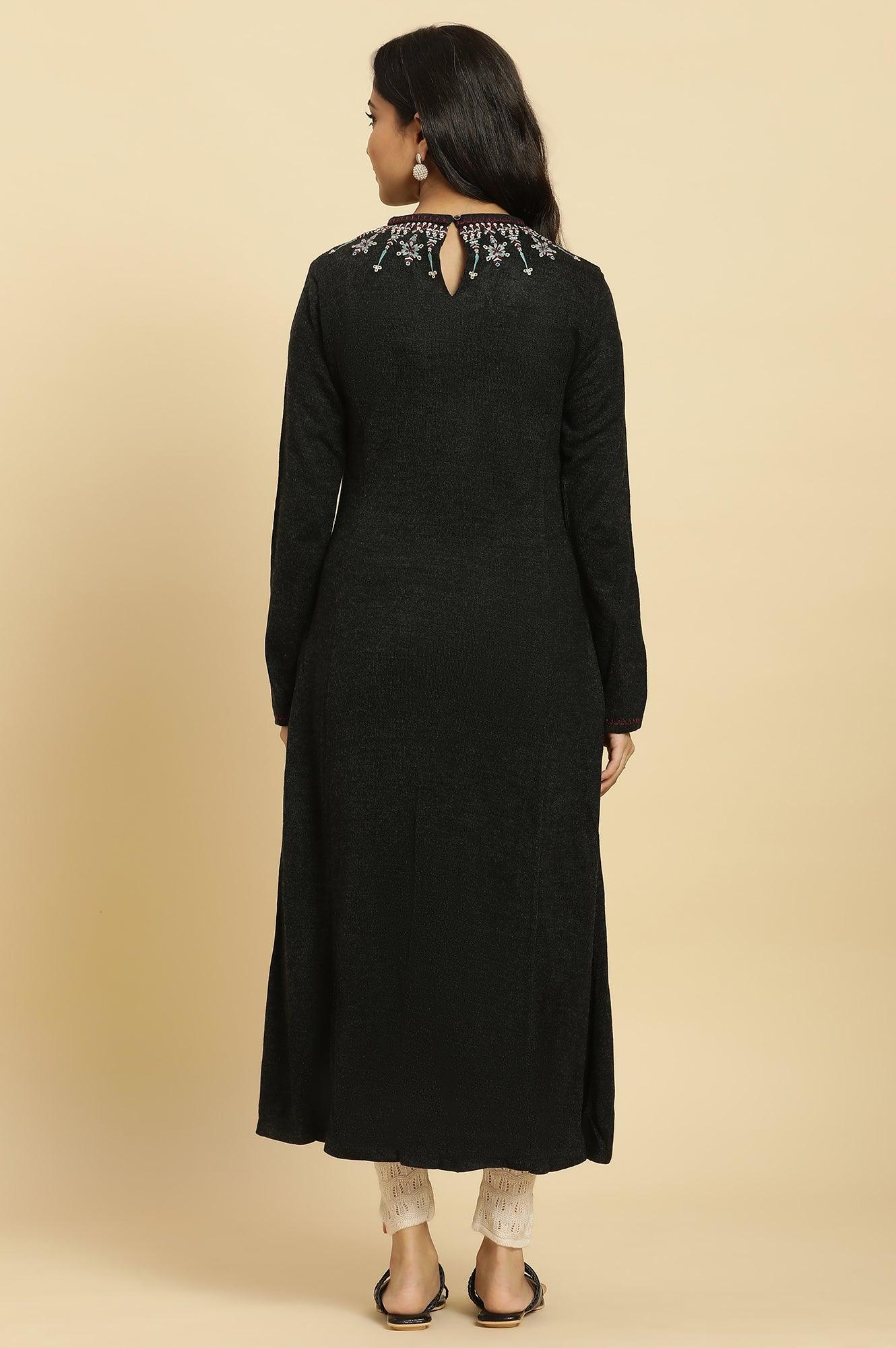 Black Embroidered Acrylic Kurta - Image 4