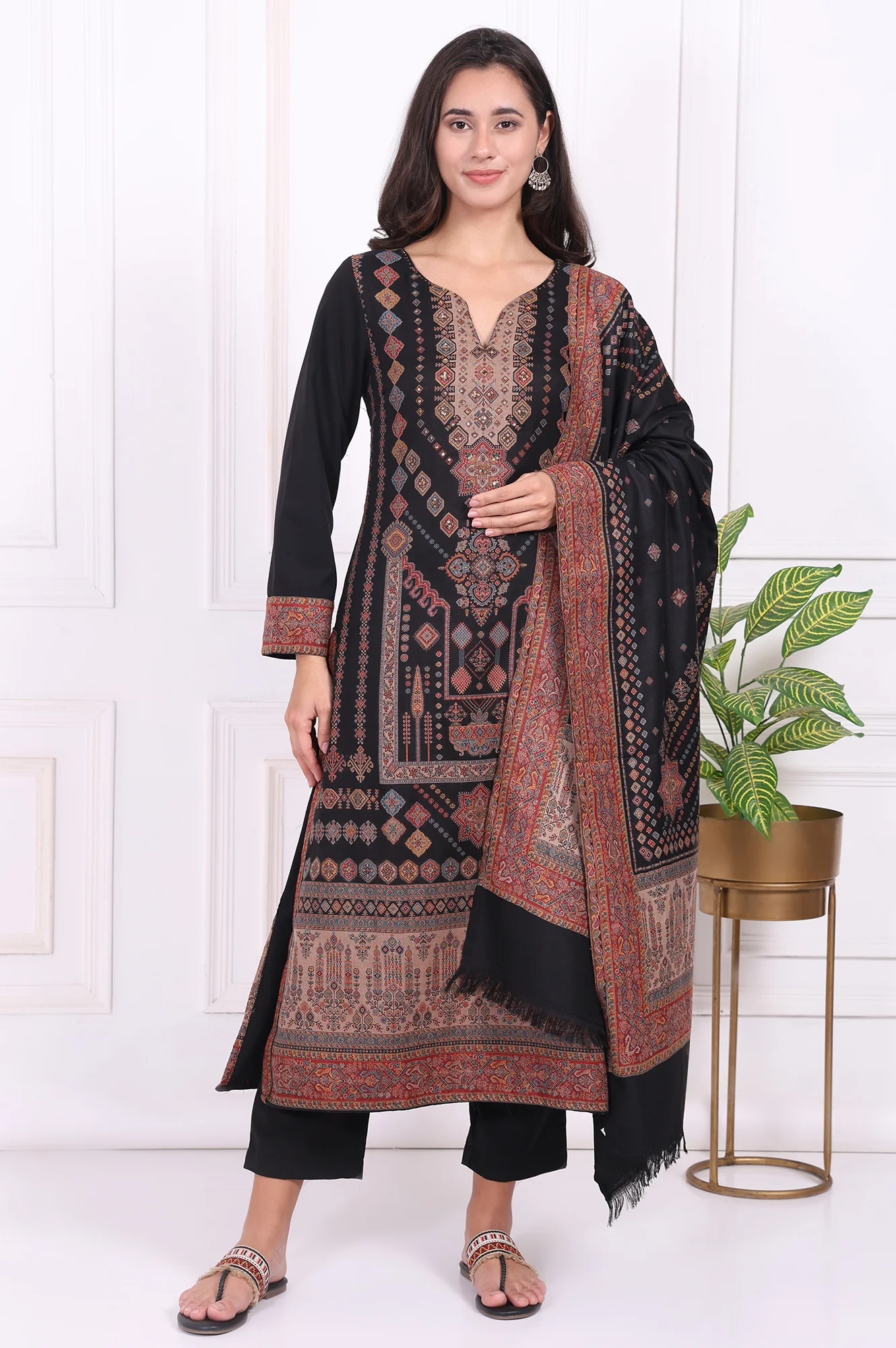 Black Ethnic Motifs Printed Straight Kurta, Pants and Shawl Set - Image 2