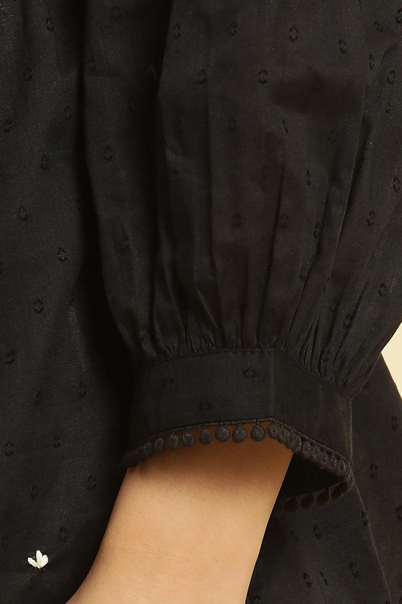 Black Floral Embroidered Western Straight Top - Image 8