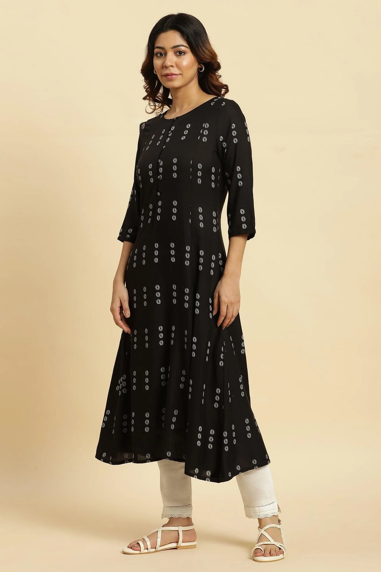 Black Floral Printed A-Line Kurta - Image 3
