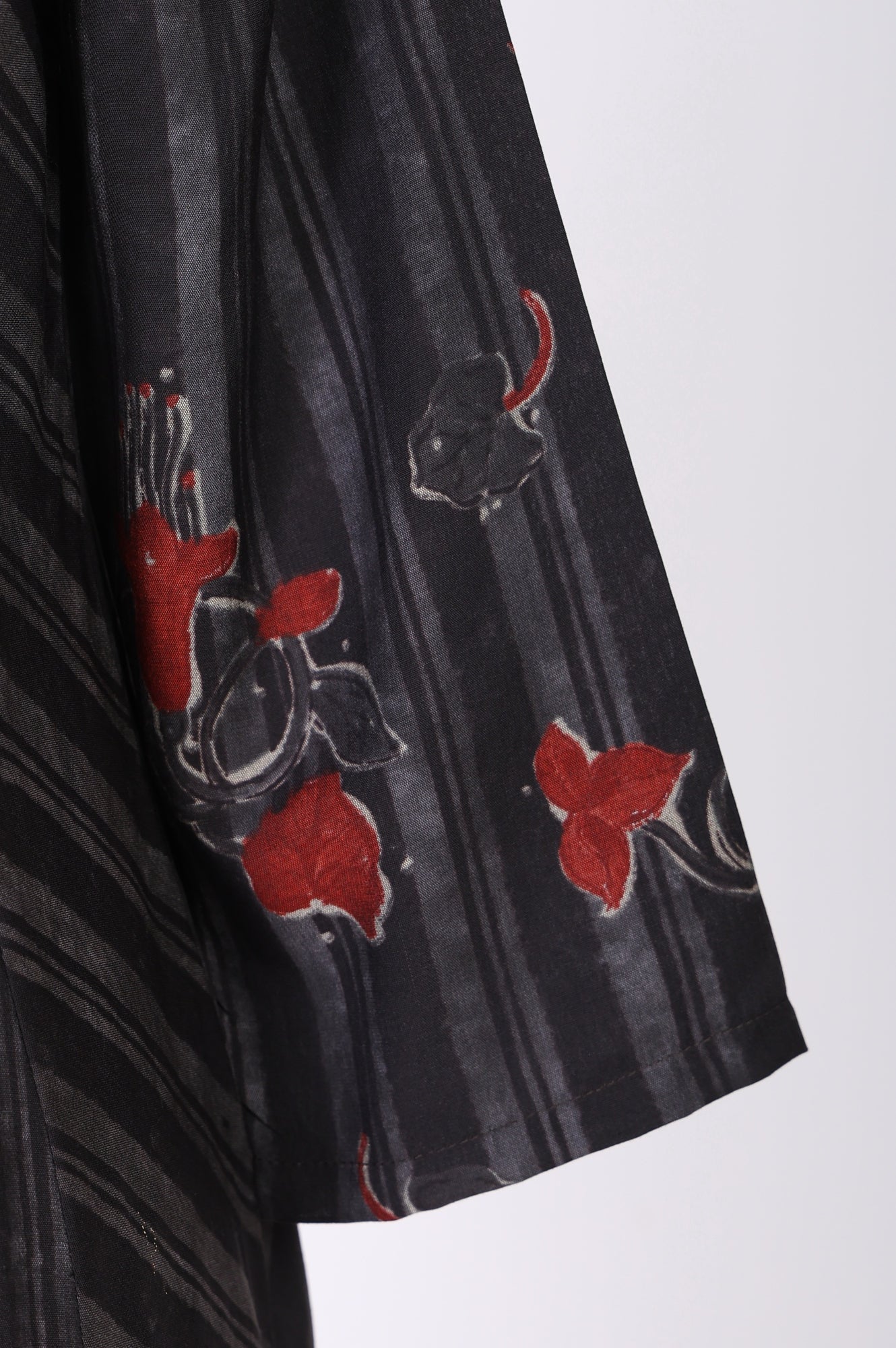 Black Floral Printed Crepe Straight Kurta - Image 5