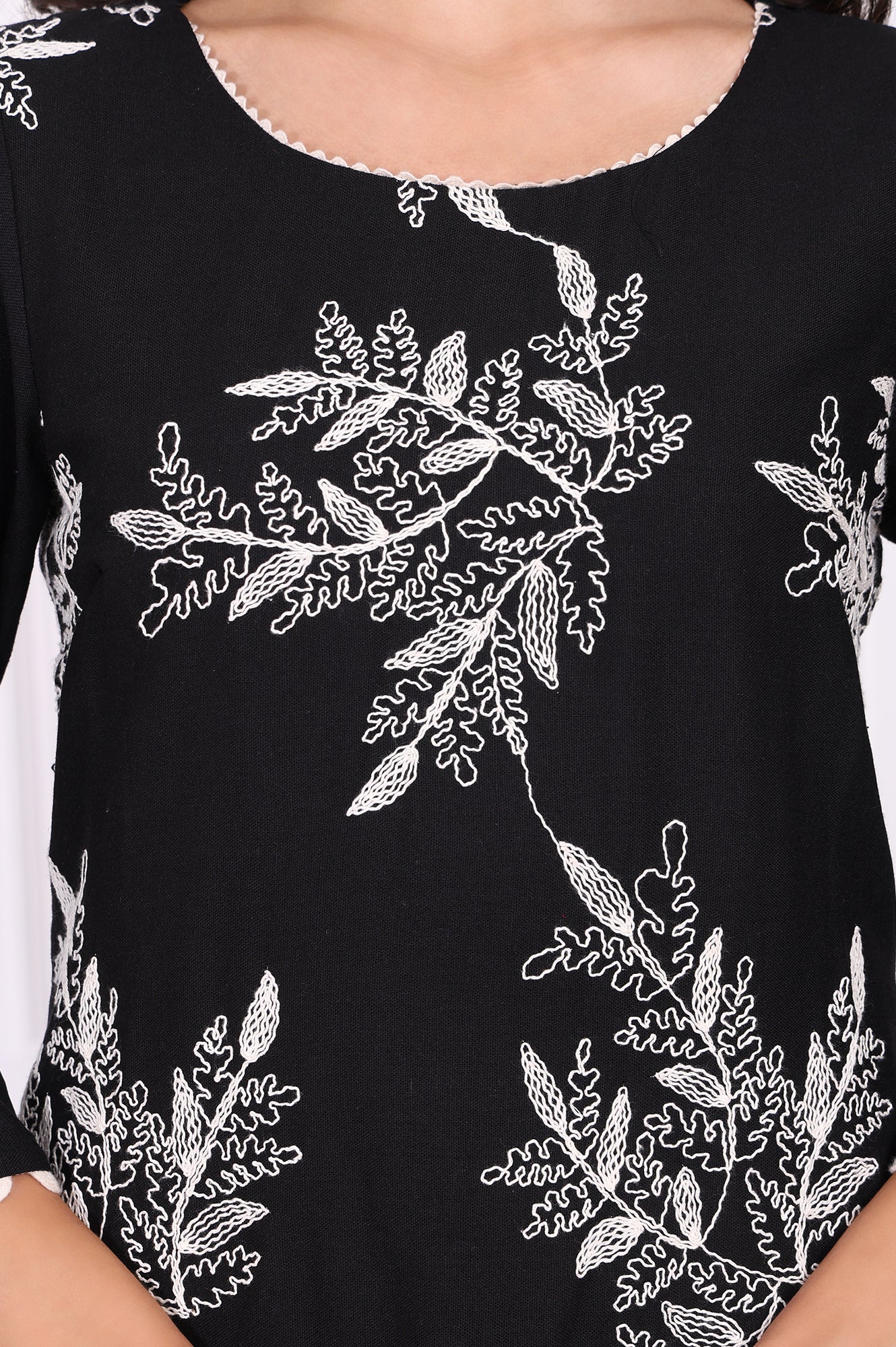 Black Floral Printed Embroidered Rayon Straight Kurta and Pants Set - Image 3