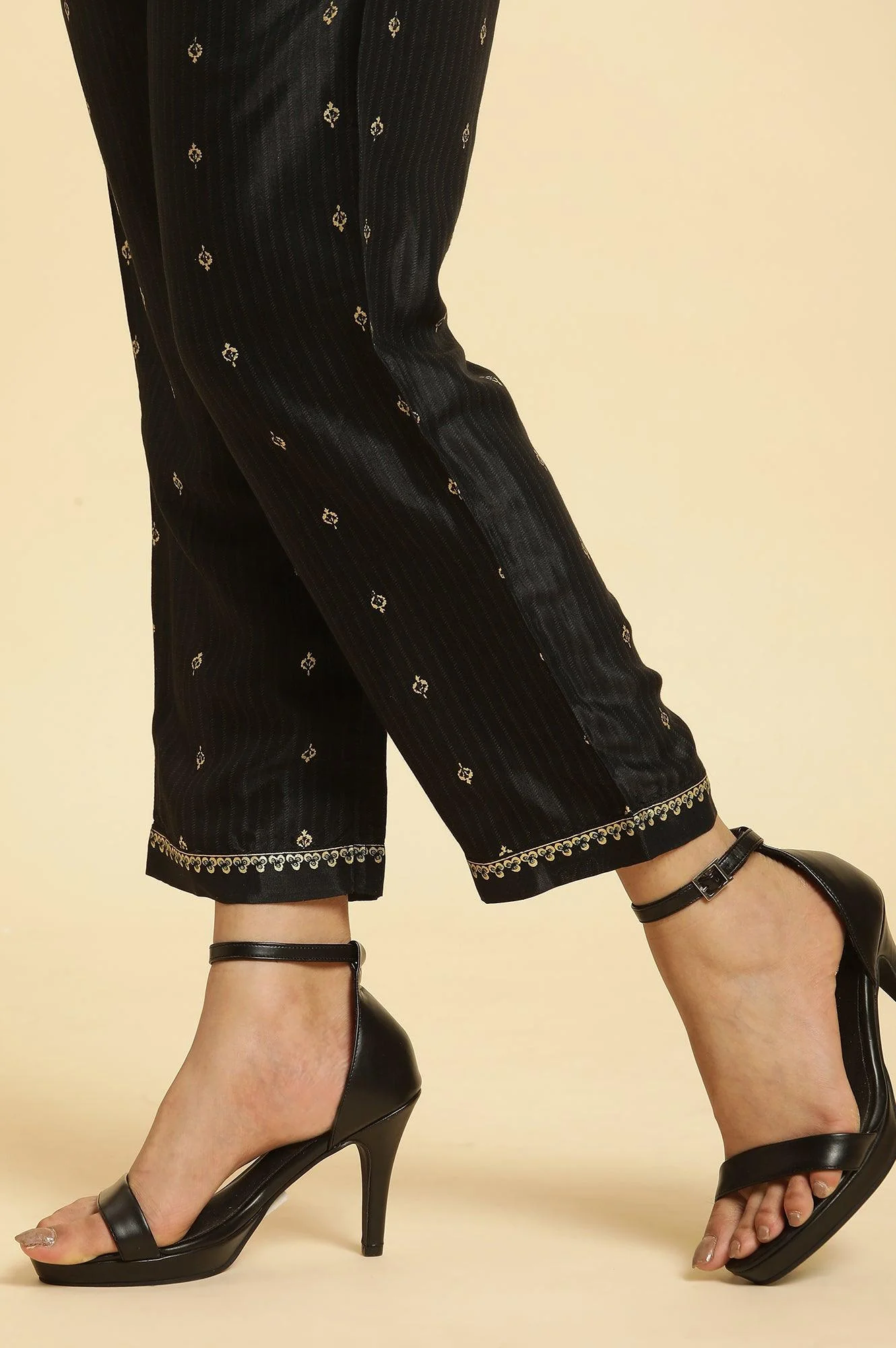 Black Kurta, Pants and Dupatta Festive Set - Image 10