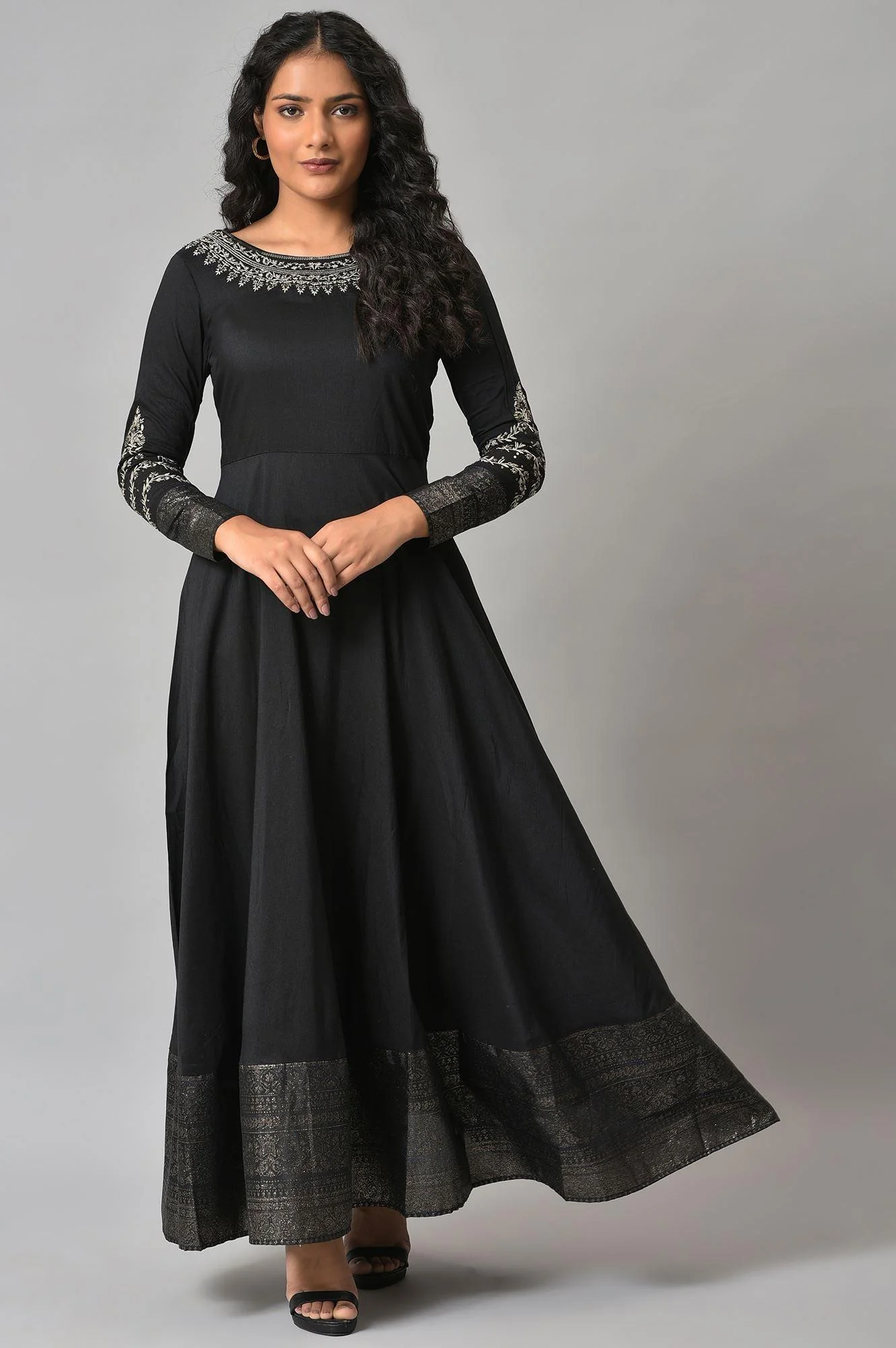 Black Glitter Printed And Embroidered Dress - Image 7