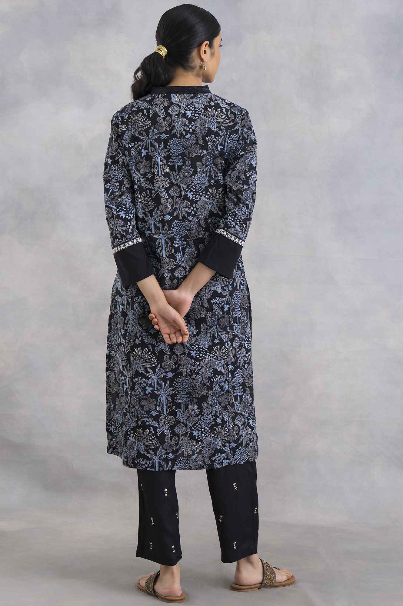 Black Hand Block Printed V-Neck kurta - Image 2