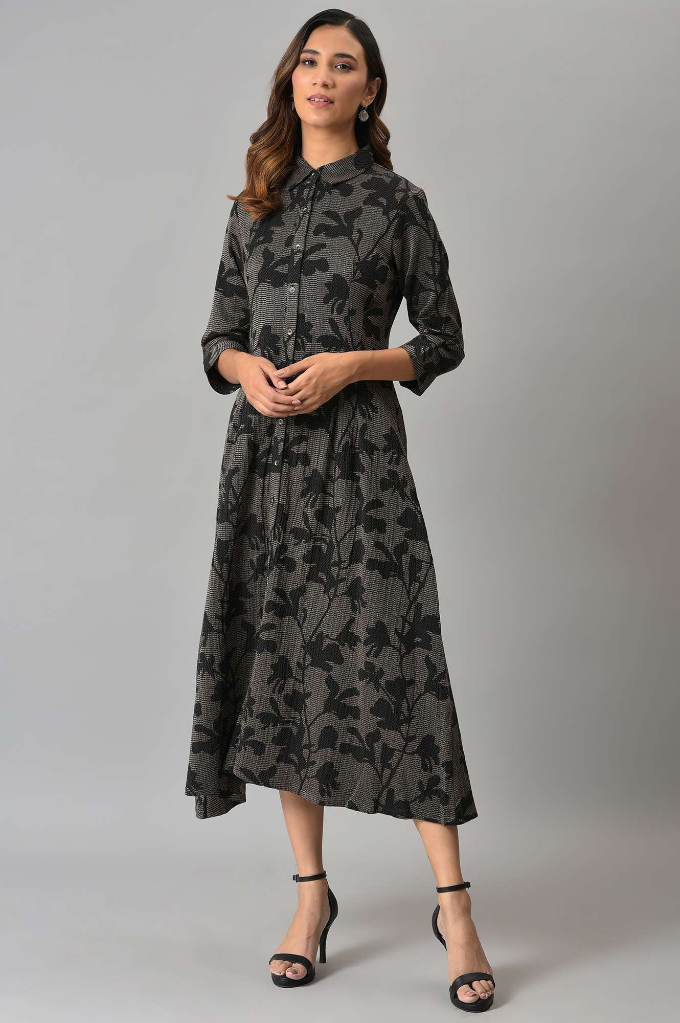 Black Pleated Floral Print Dress - Image 5