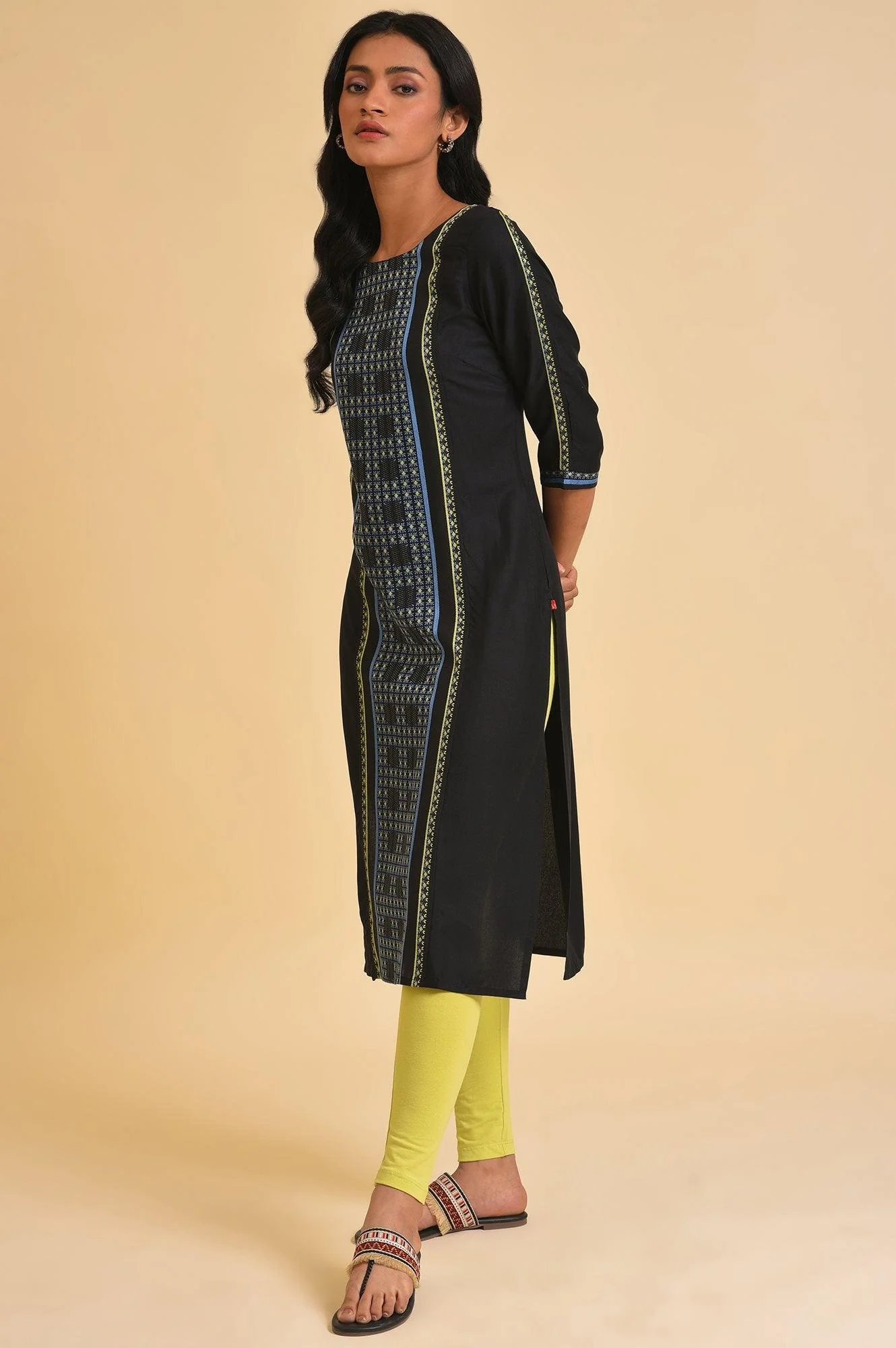 Black Printed kurta & Tights Set - Image 3