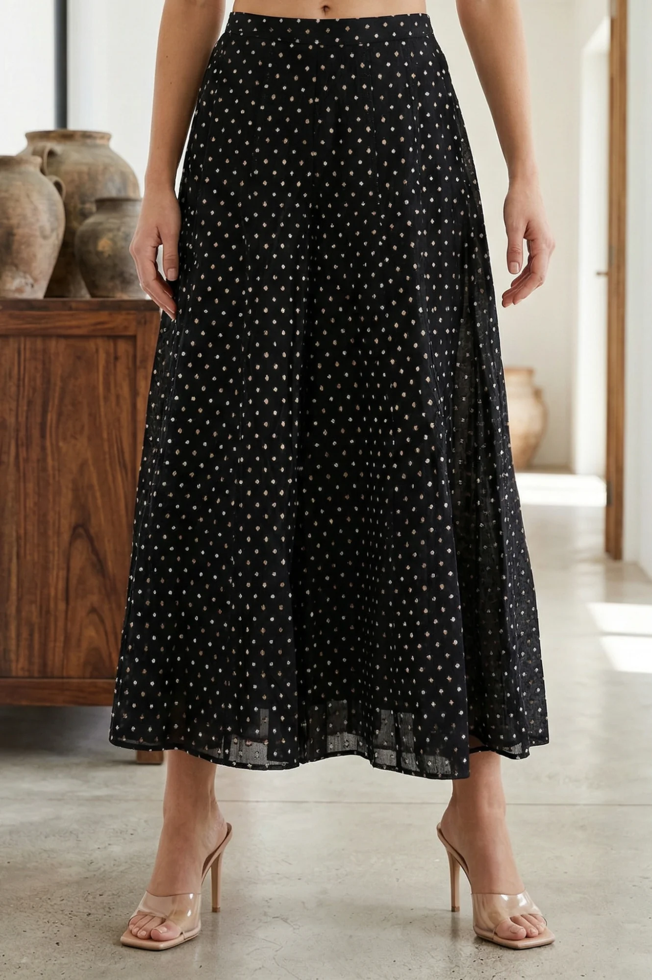 Elleven Women's Black Solid Chanderi Wide Leg Ankle Length Culottes - Image 2
