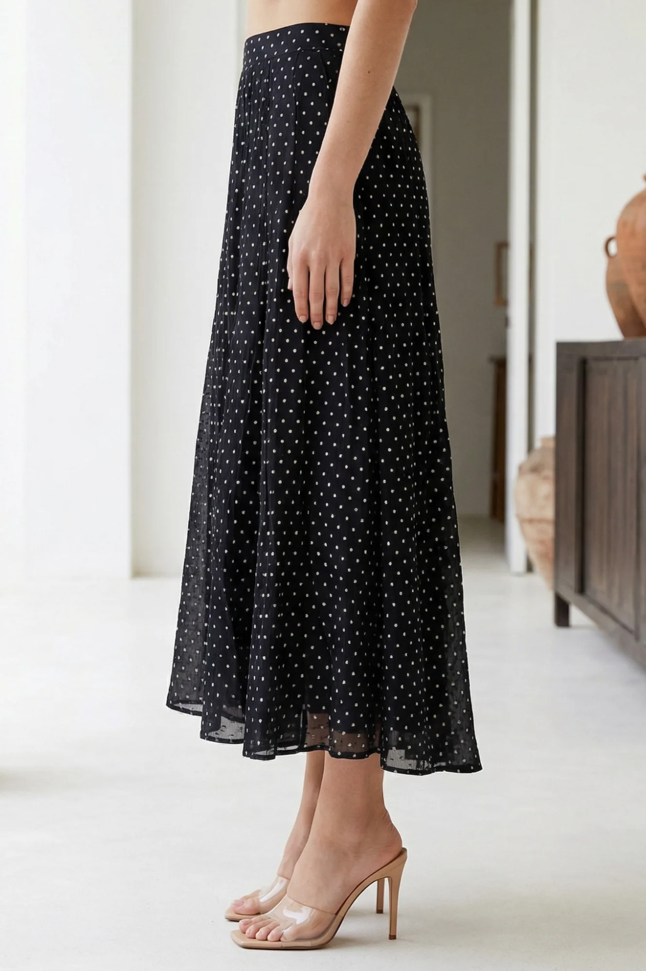 Elleven Women's Black Solid Chanderi Wide Leg Ankle Length Culottes - Image 3