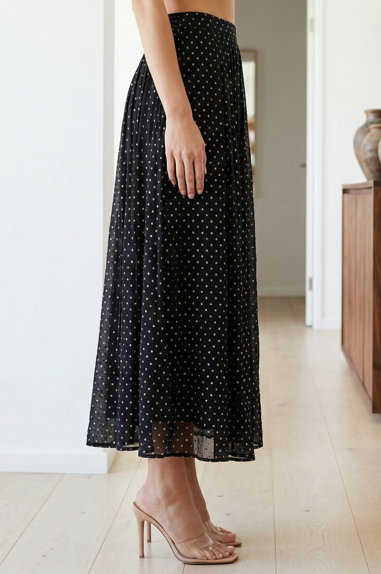 Elleven Women's Black Solid Chanderi Wide Leg Ankle Length Culottes - Image 5
