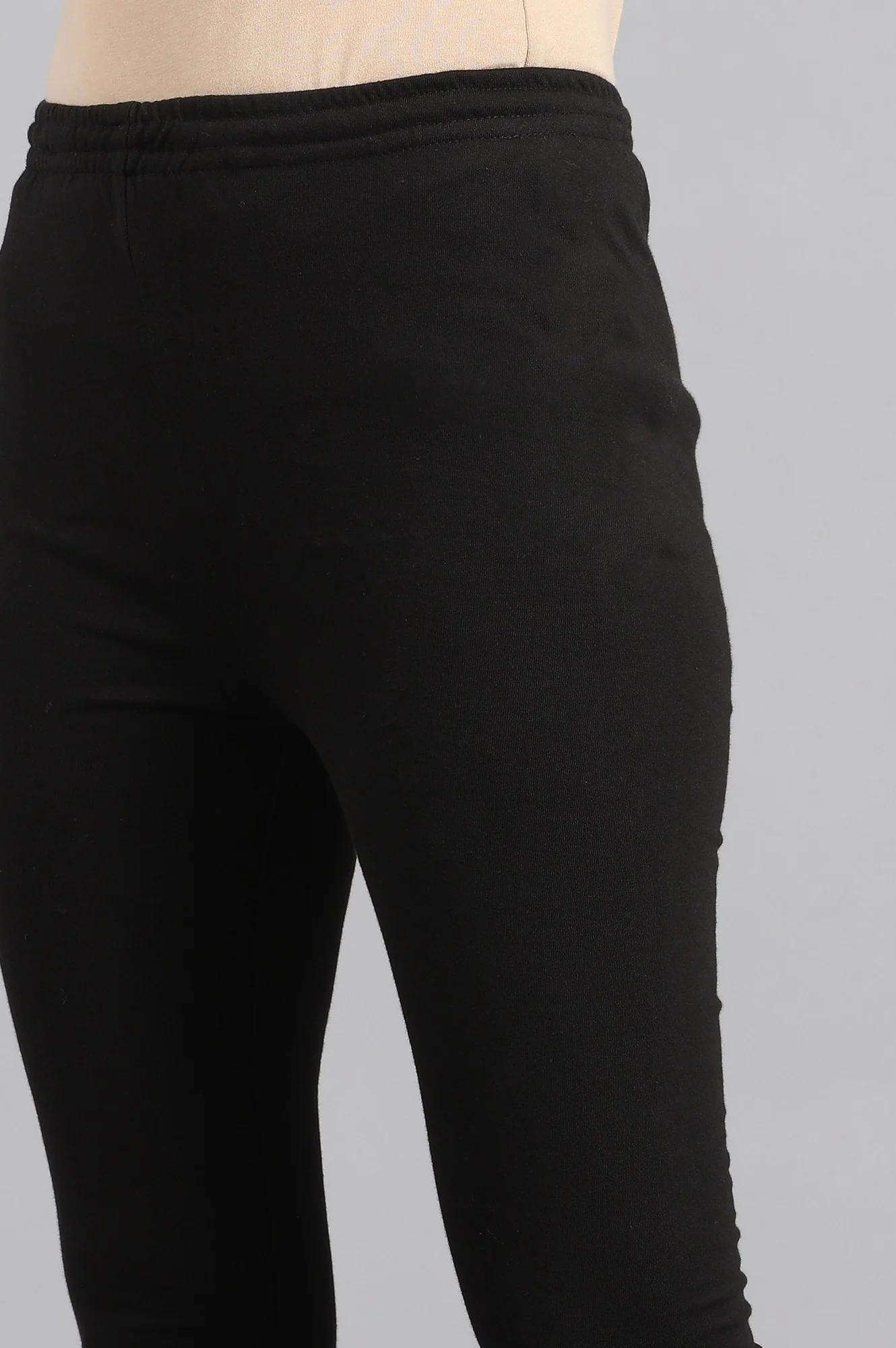 Black Solid Knitted Churidar - Image 6