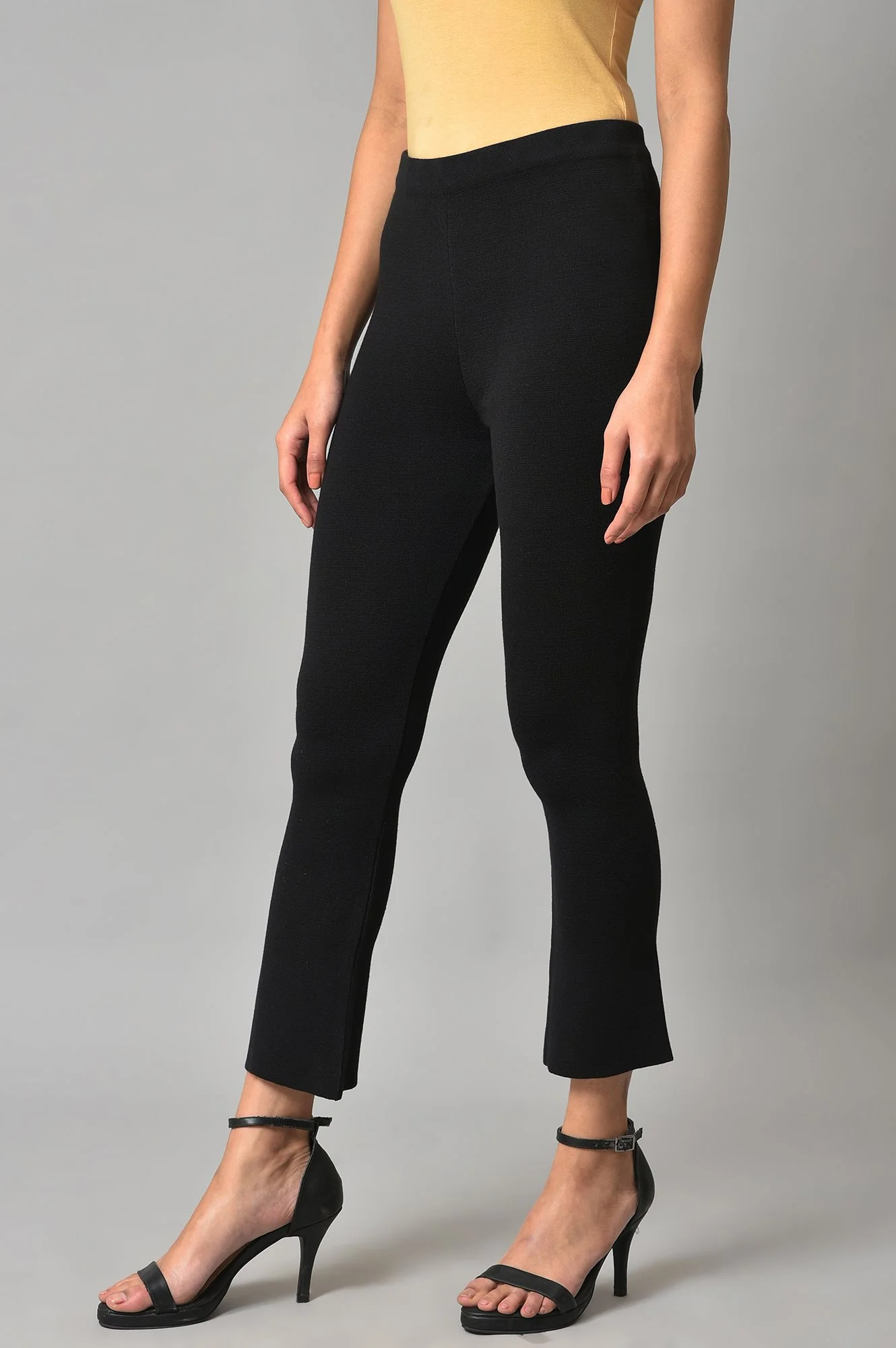 Black Solid Knitted Flared Pants - Image 3