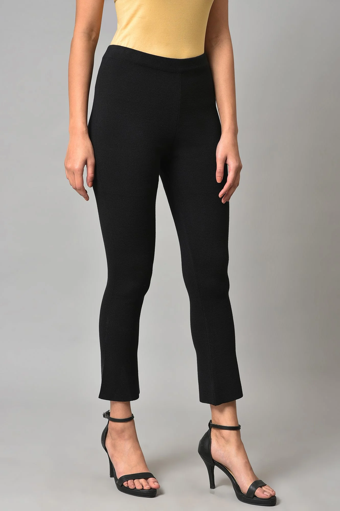 Black Solid Knitted Flared Pants - Image 4