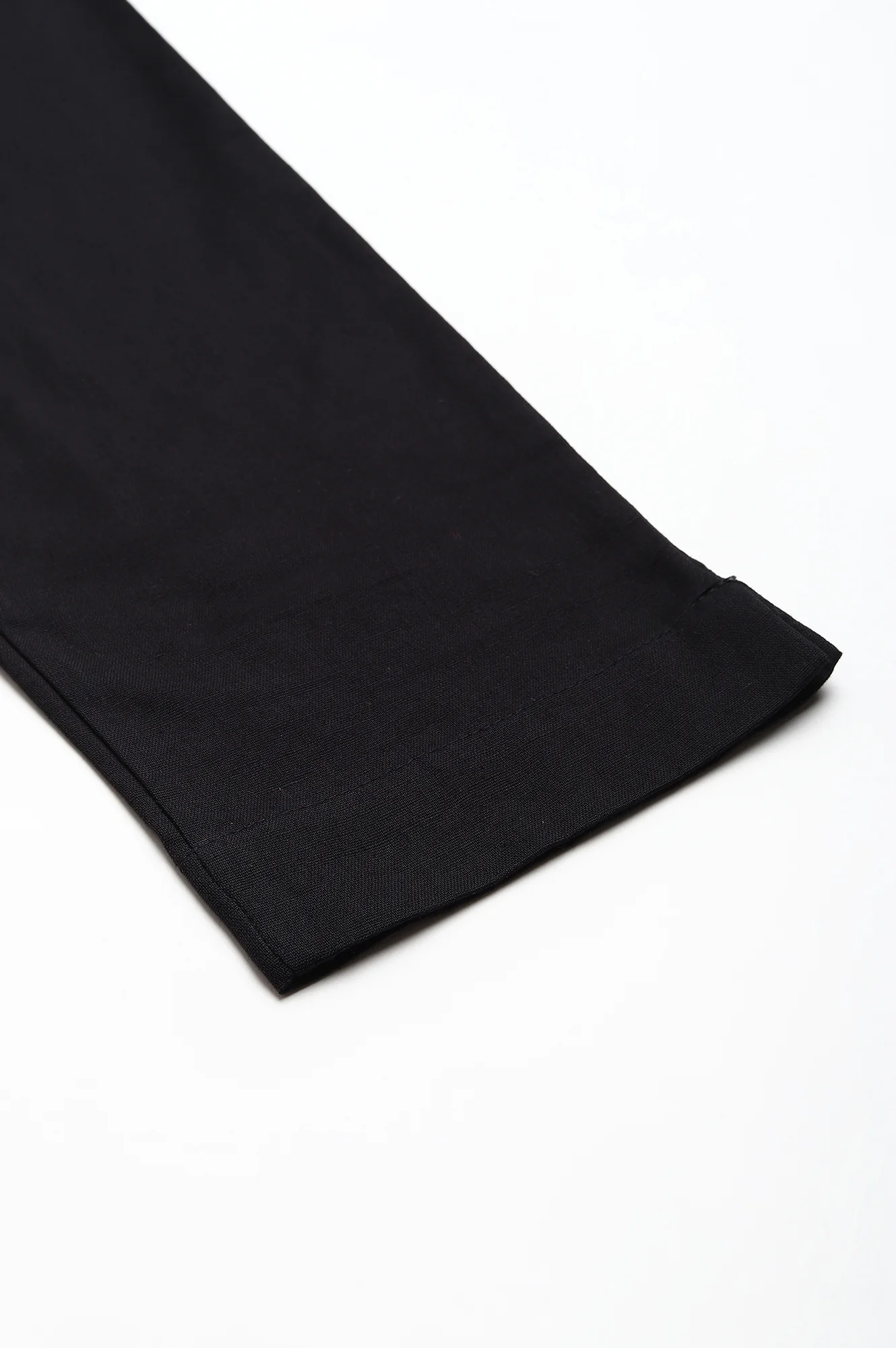 Black Solid Mid-Rise Cotton Flax Slim Pants - Image 8
