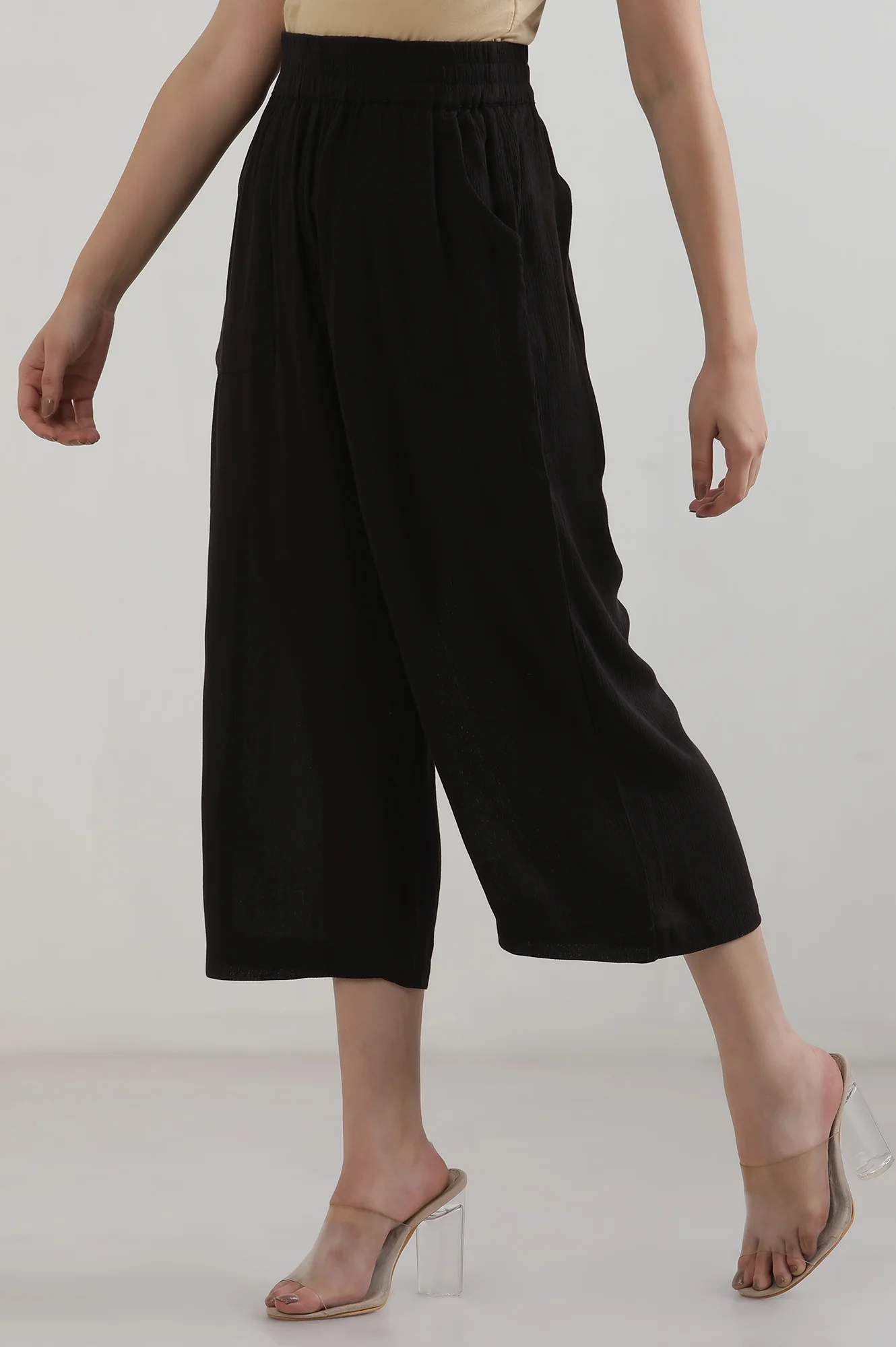 Elleven Women's Black Solid Flared Rayon Culottes With Elasticated Waist - Image 3