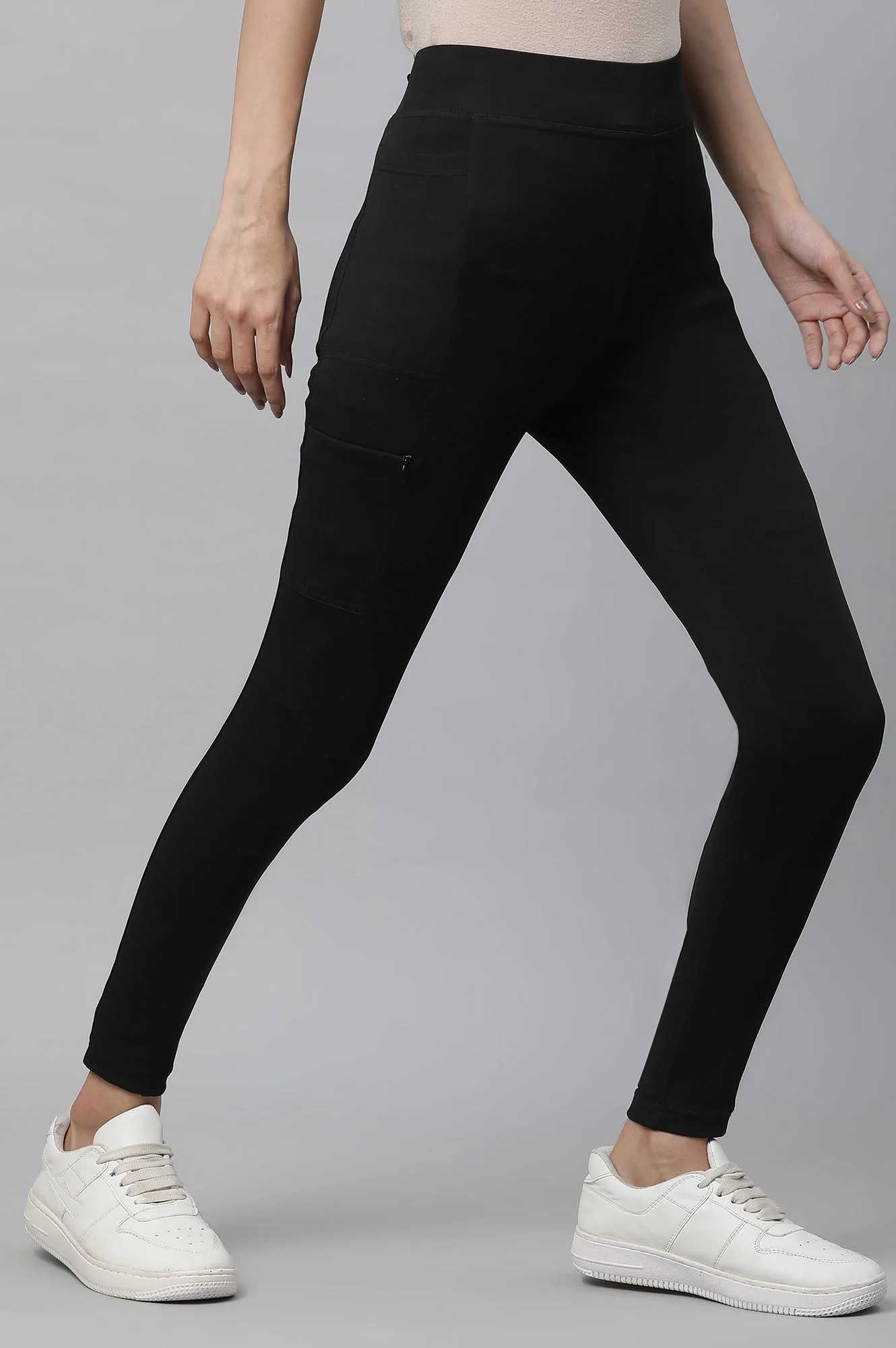 Elleven Women's Black Solid Skinny Fit Tights With Elasticated Waist - Image 4