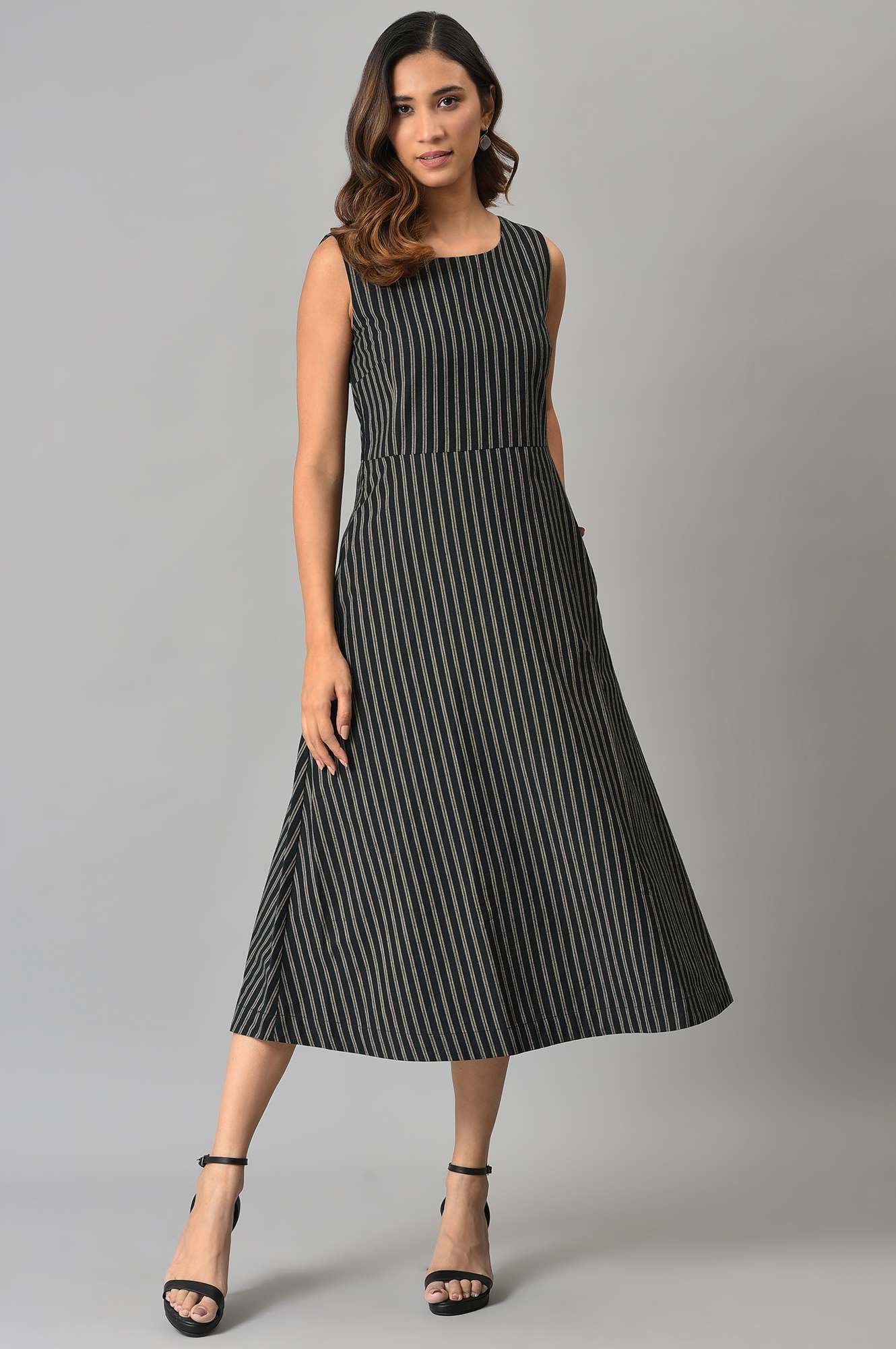 Black Striped Long Sleeveless Dress - Image 5