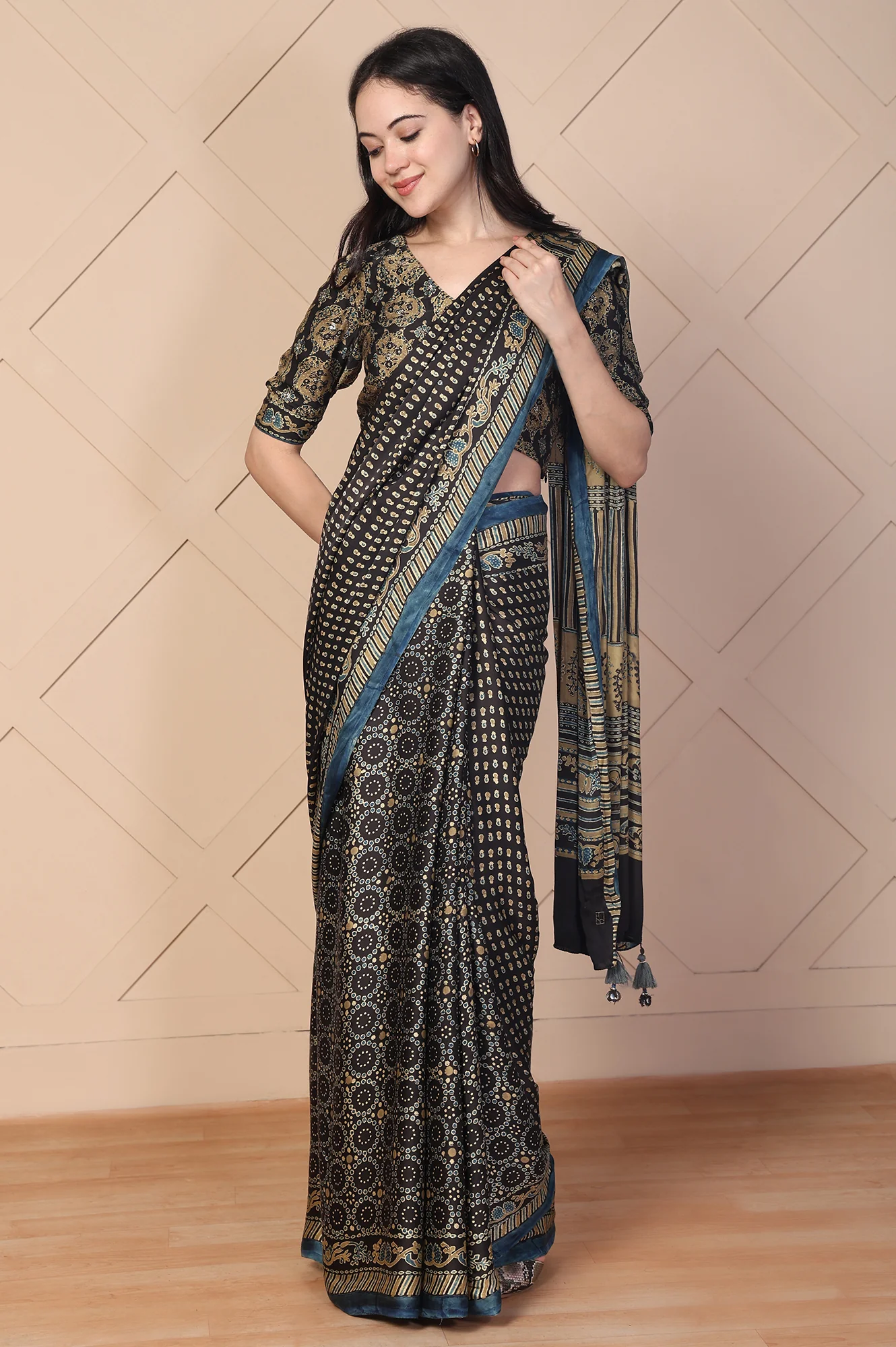 Black Tassels Saree with Unstitched Blouse - Image 2
