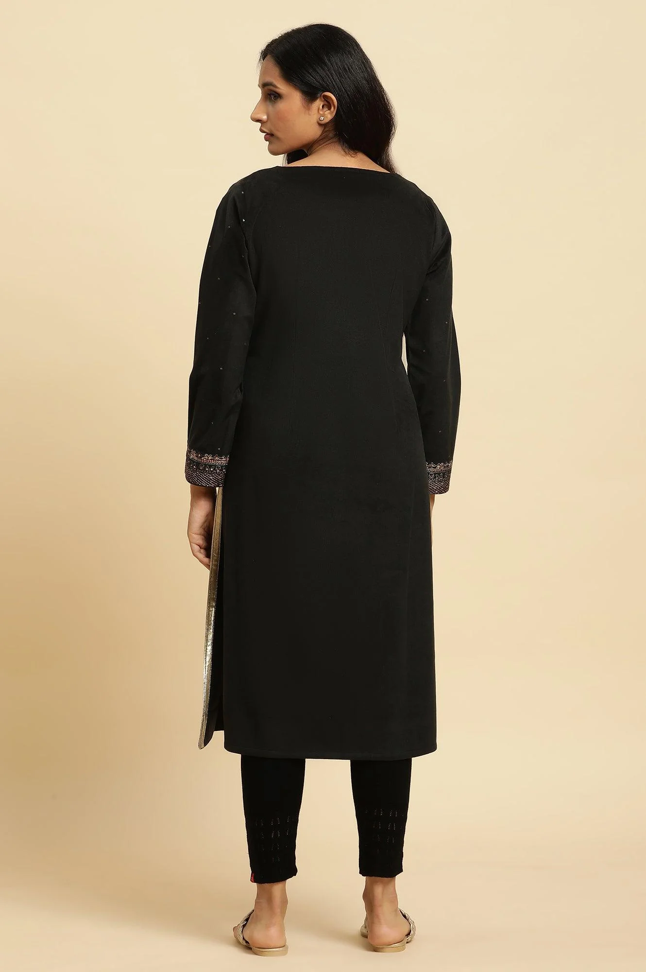 Black Velvet Embroidered Festive Winter Kurta - Image 4