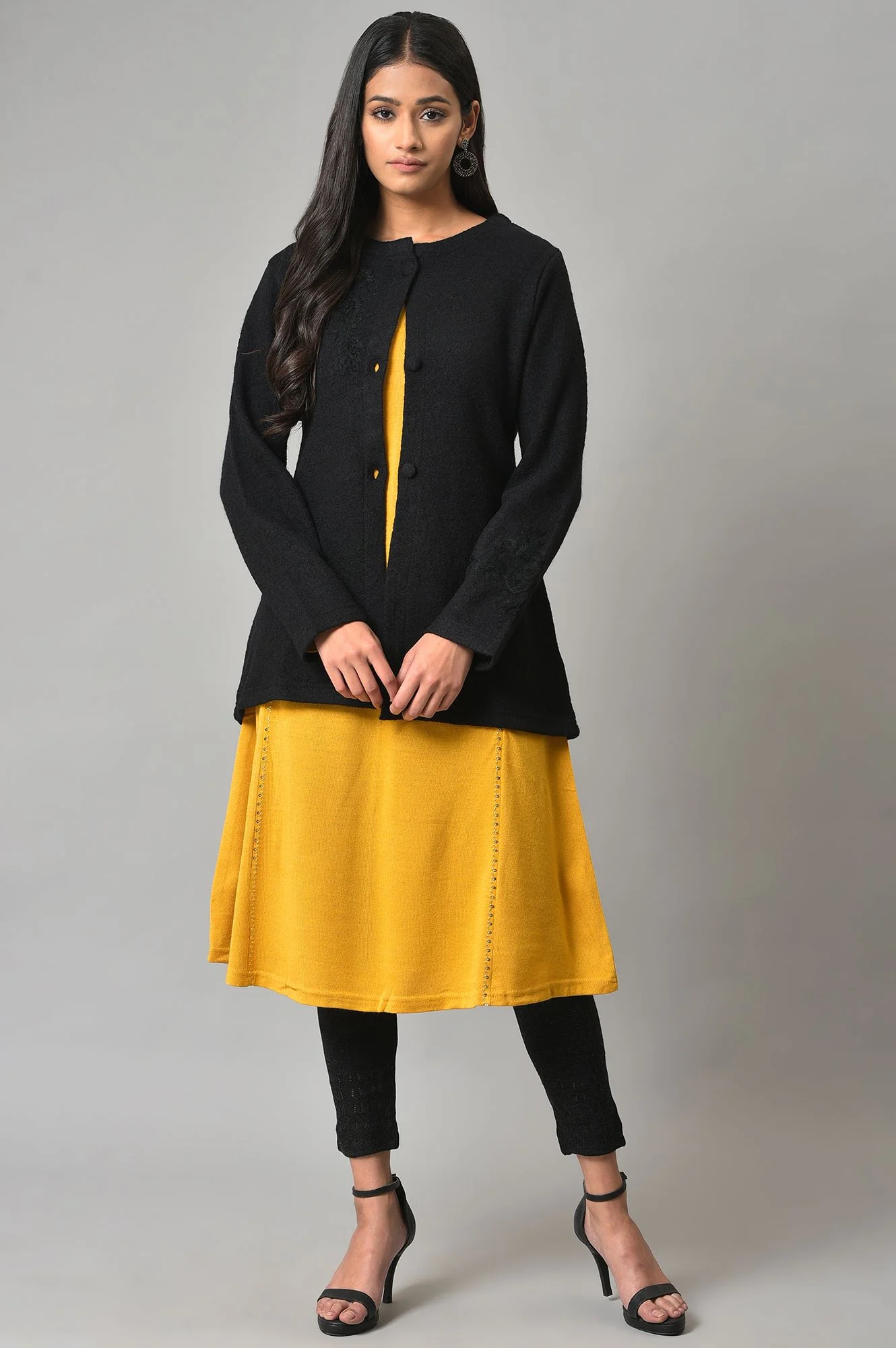 Black Woollen Short Winter Jacket - Image 5