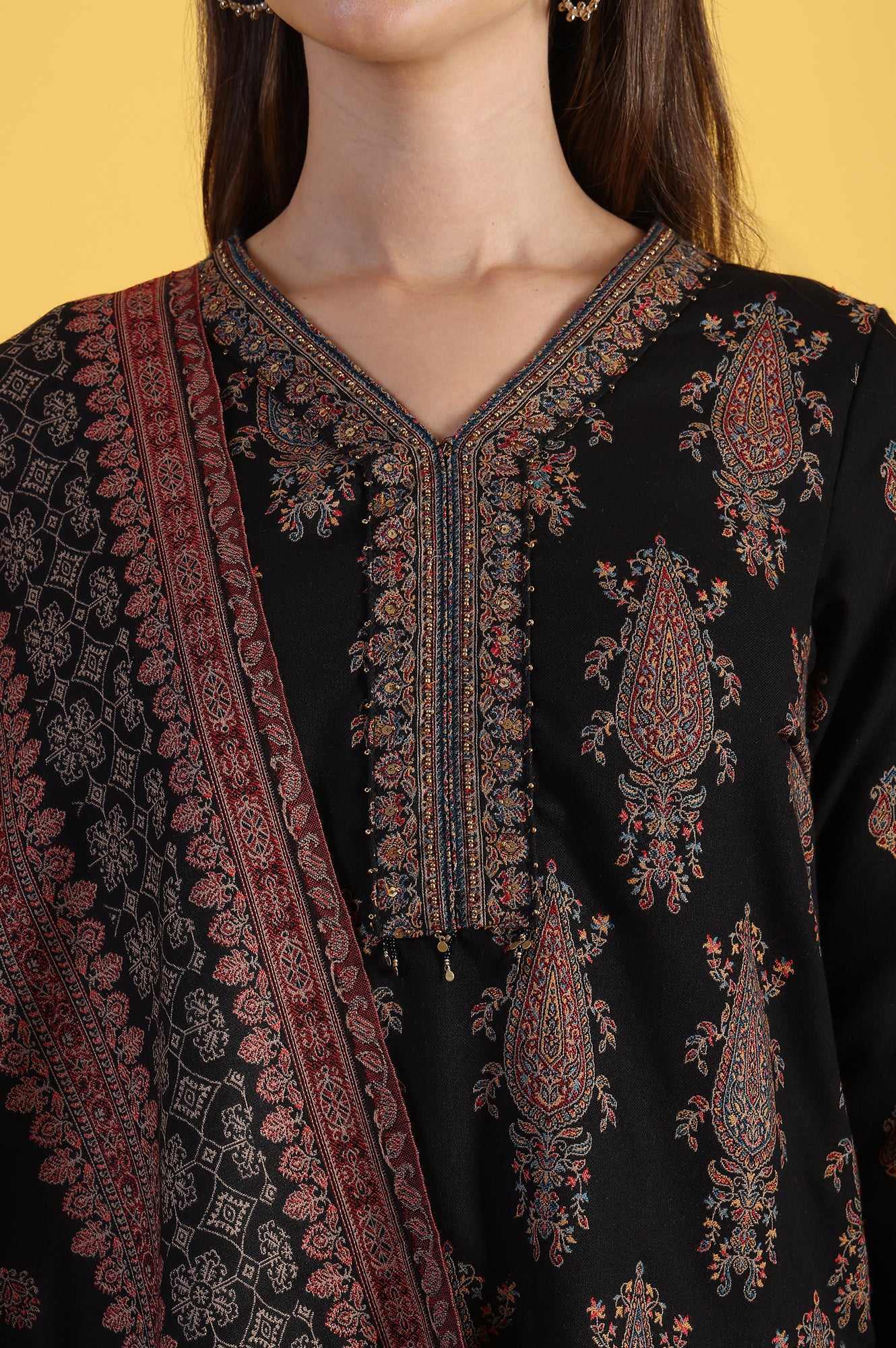 Black Yarn Dyed Sequins Straight Kurta & Straight pant with Dupatta Set - Image 3