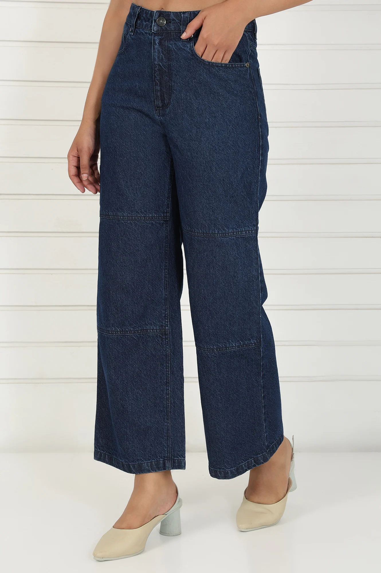Elleven Women's Blue Denim Mid Rise Ankle Length Flared Pants with YKK Zipper - Image 3