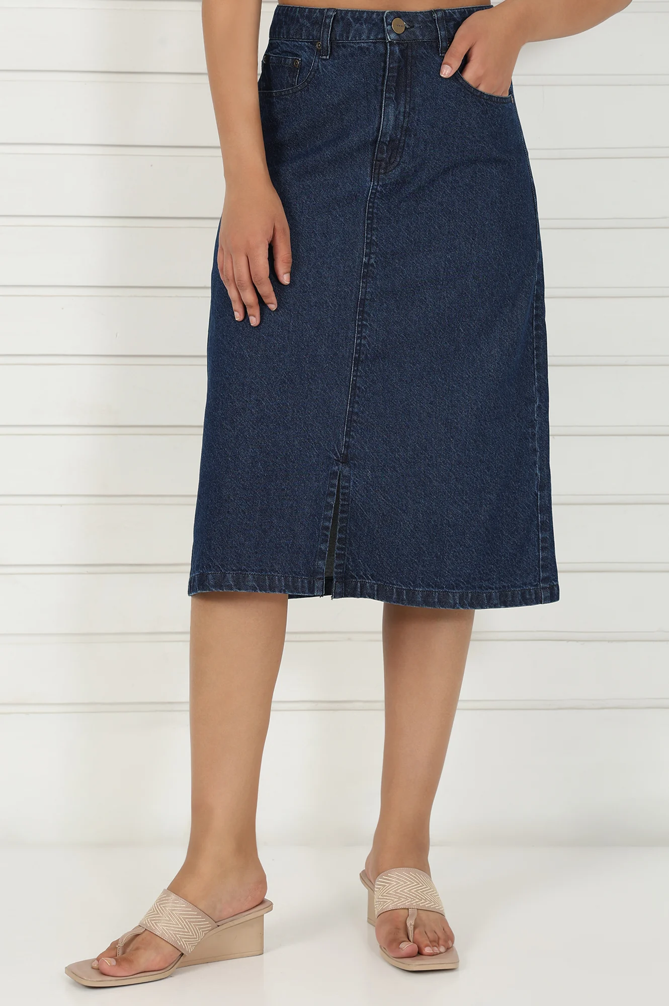 Elleven Women's Blue Denim Mid Rise Calf Length Skirt with YKK Zipper - Image 2
