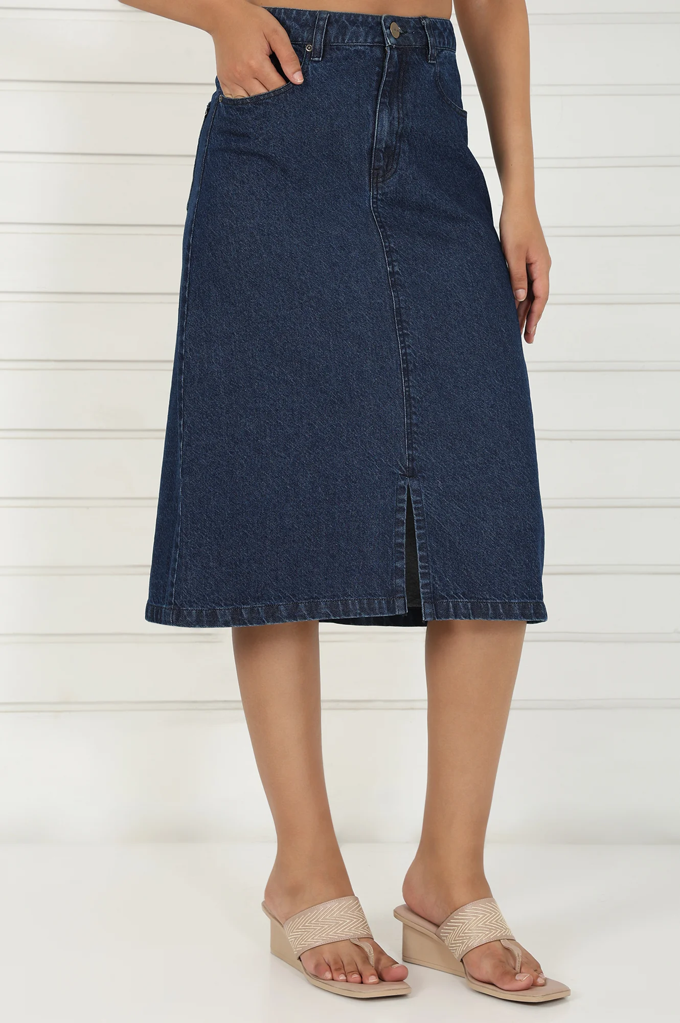 Elleven Women's Blue Denim Mid Rise Calf Length Skirt with YKK Zipper - Image 5